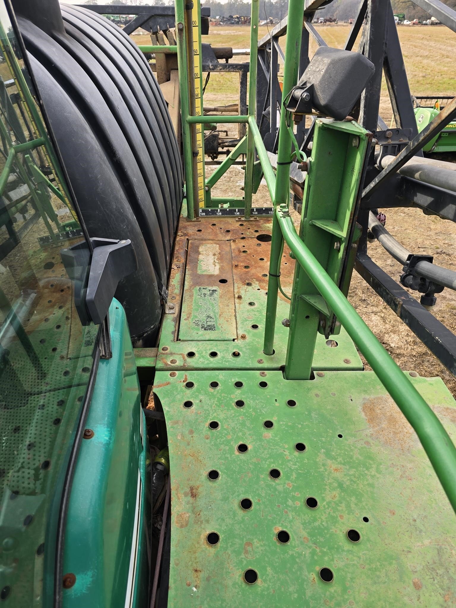 2003 John Deere 4710 Self-Propelled Sprayer