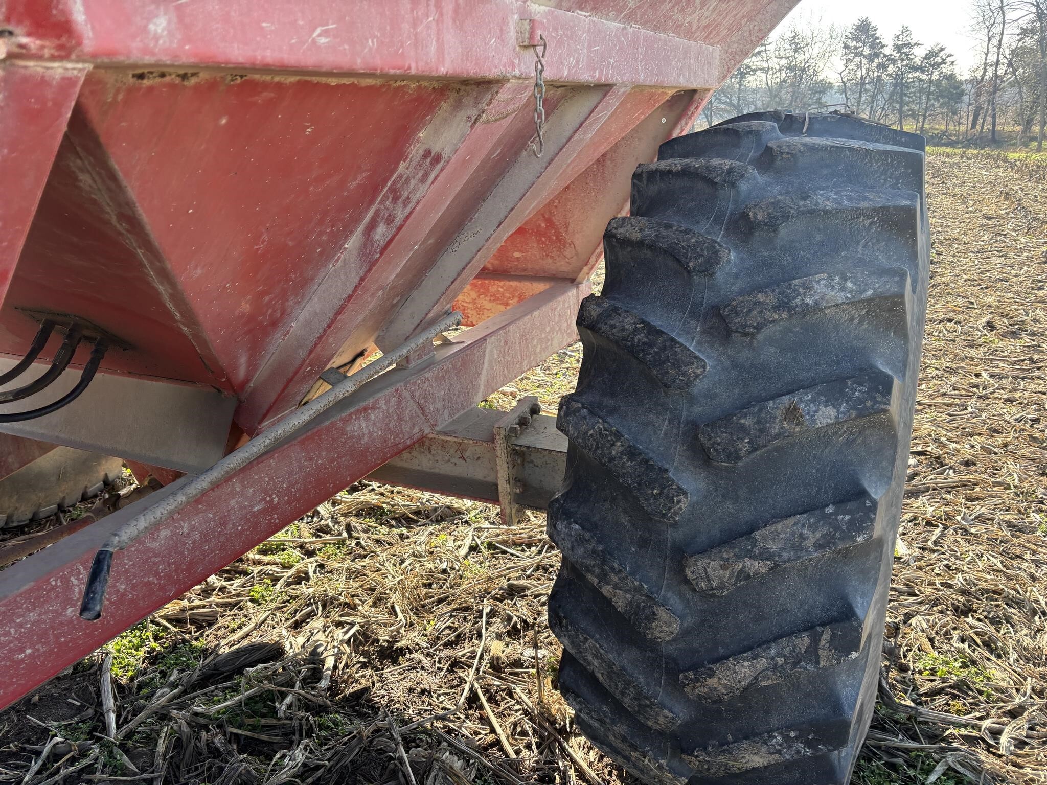  Bradford 528 Grain Cart