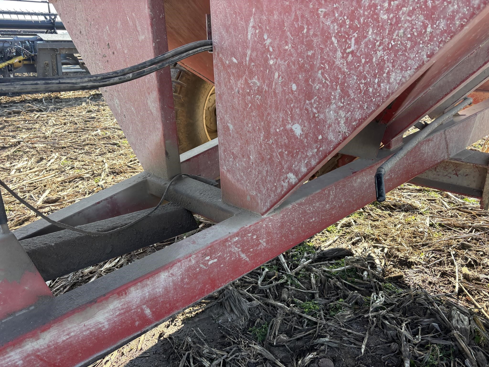  Bradford 528 Grain Cart