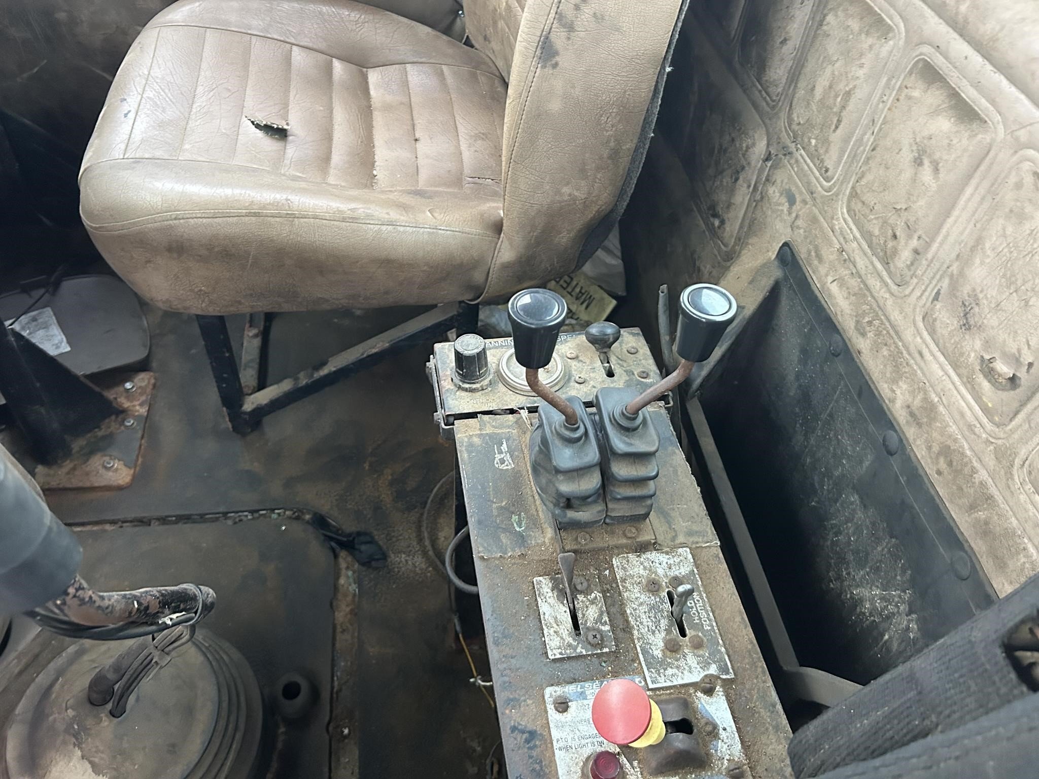 2005 Mack Granite CV713 Dump Trucks/Trailer