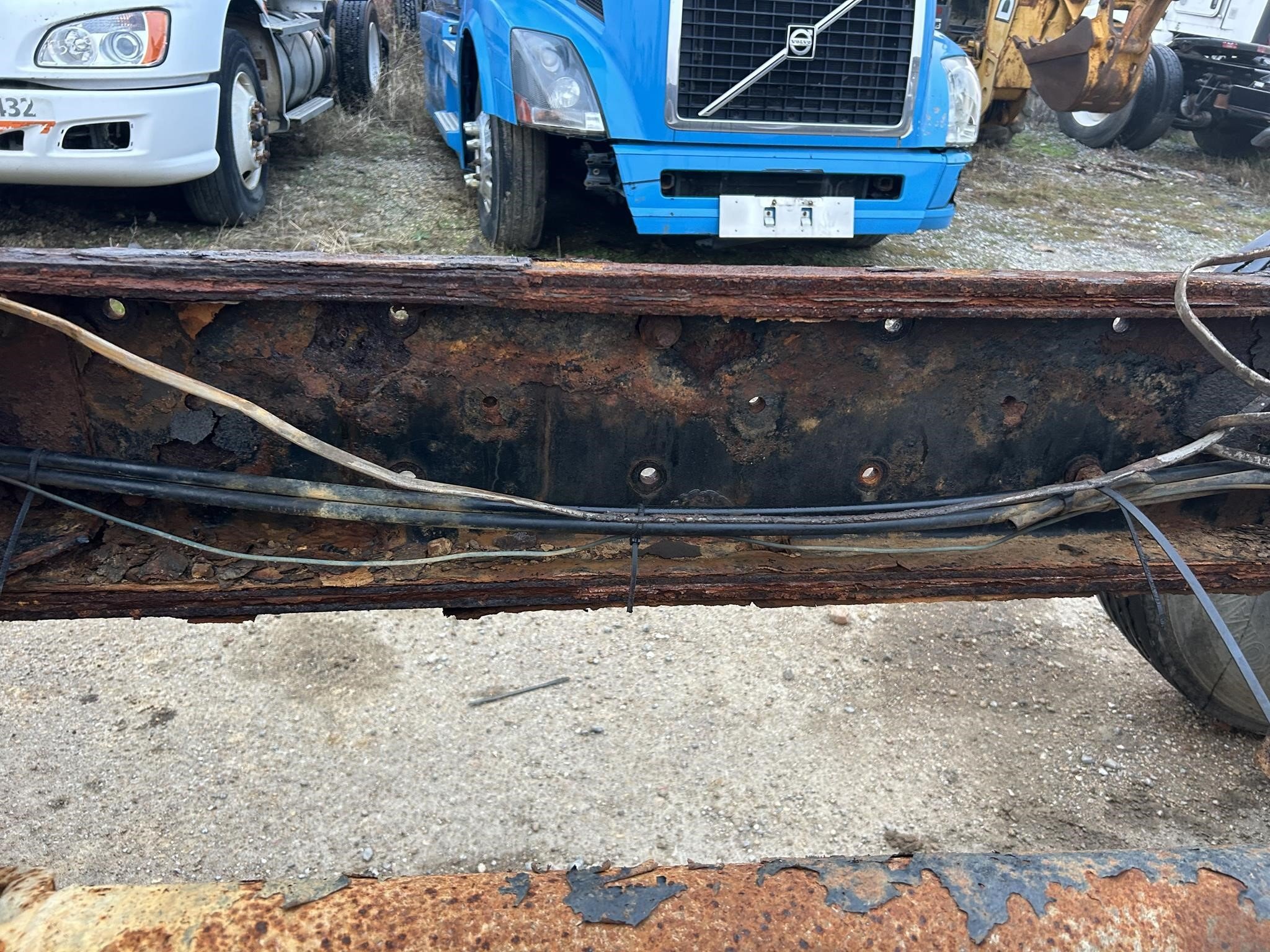 2005 Mack Granite CV713 Dump Trucks/Trailer