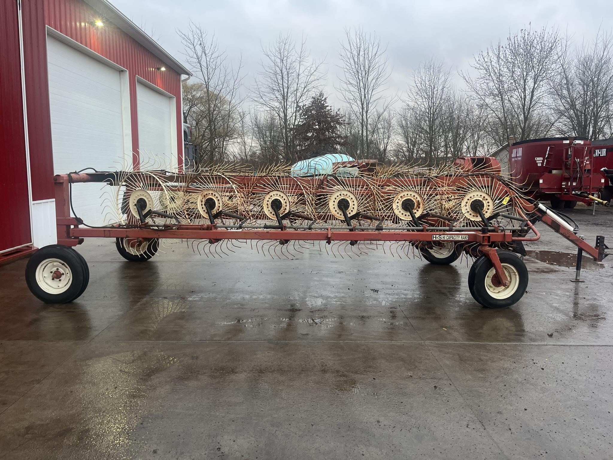 H & S BF12HC Rake - $8,500 | Machinery Pete