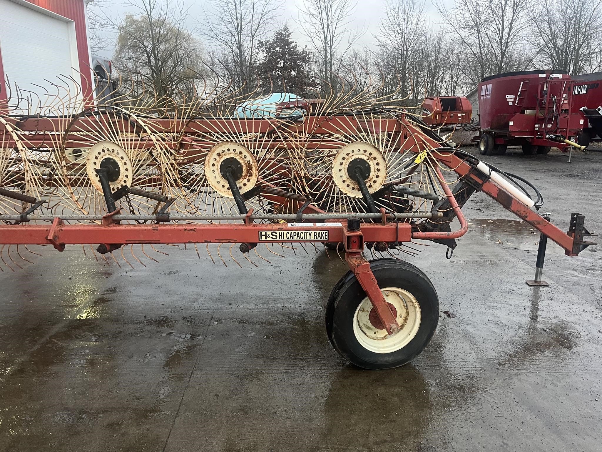 H & S BF12HC Rake - $8,500 | Machinery Pete