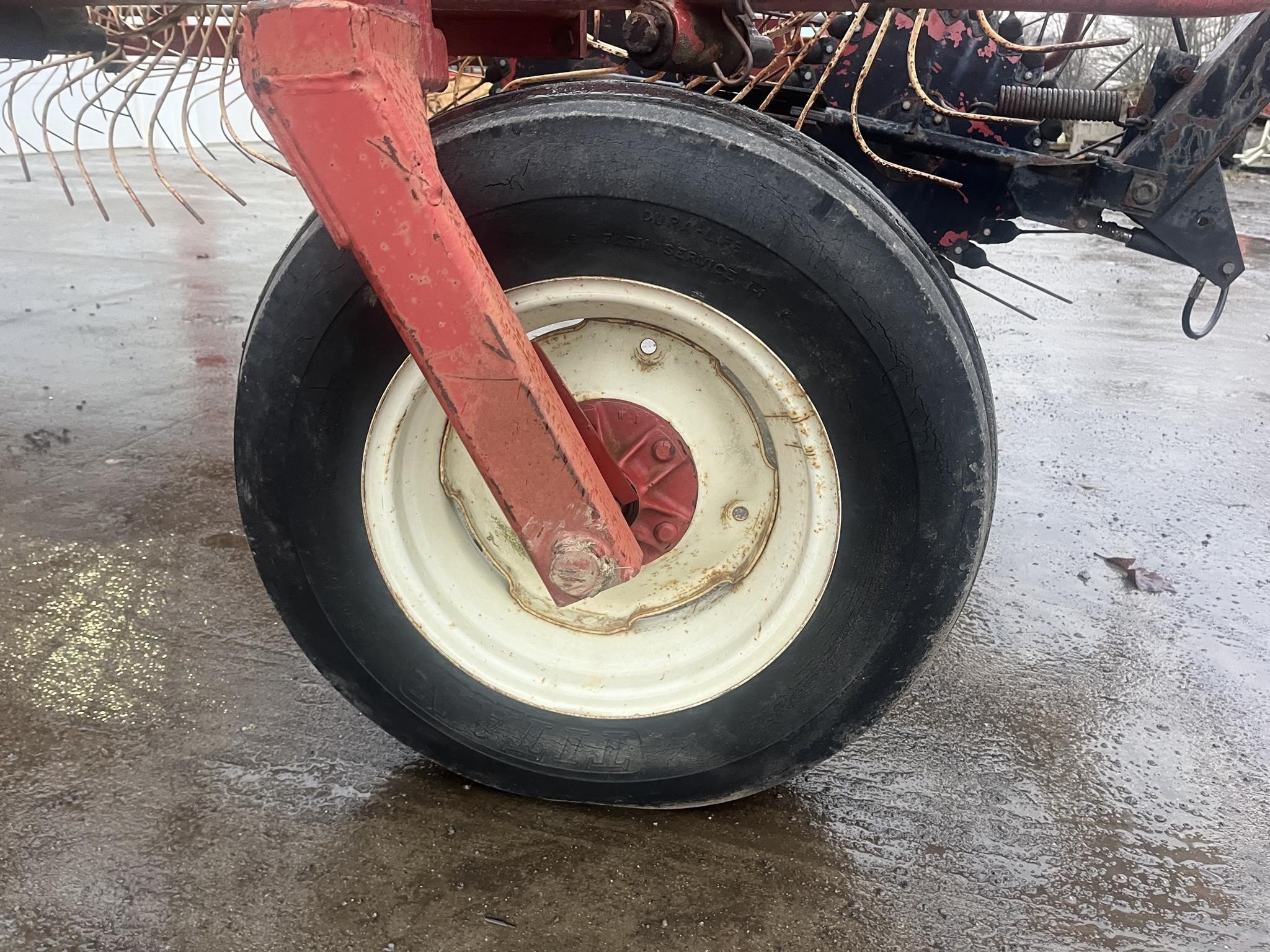 H & S BF12HC Rake - $8,500 | Machinery Pete