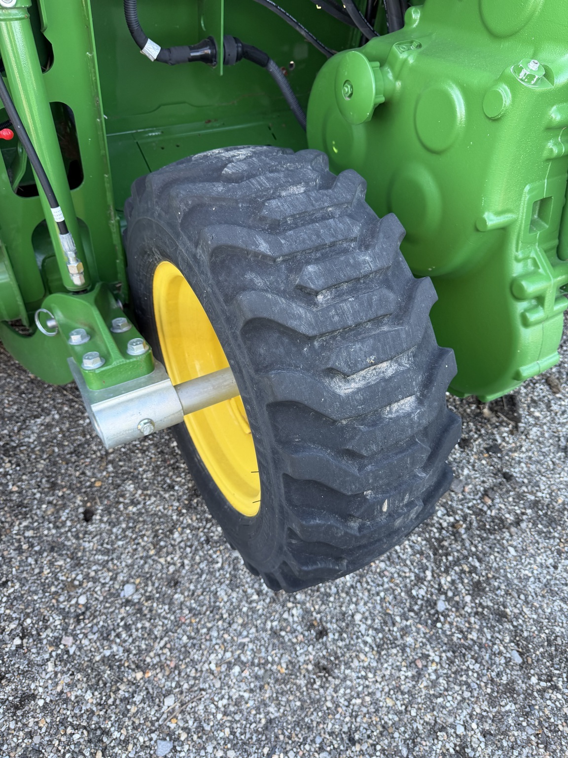 2023 John Deere HD35F Platform
