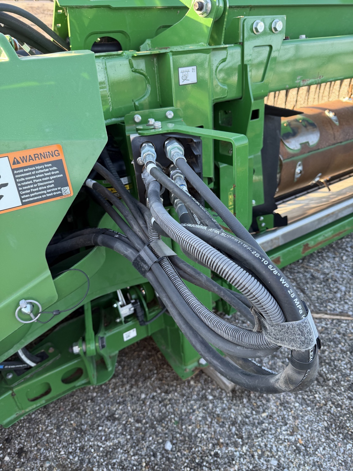 2023 John Deere HD35F Platform