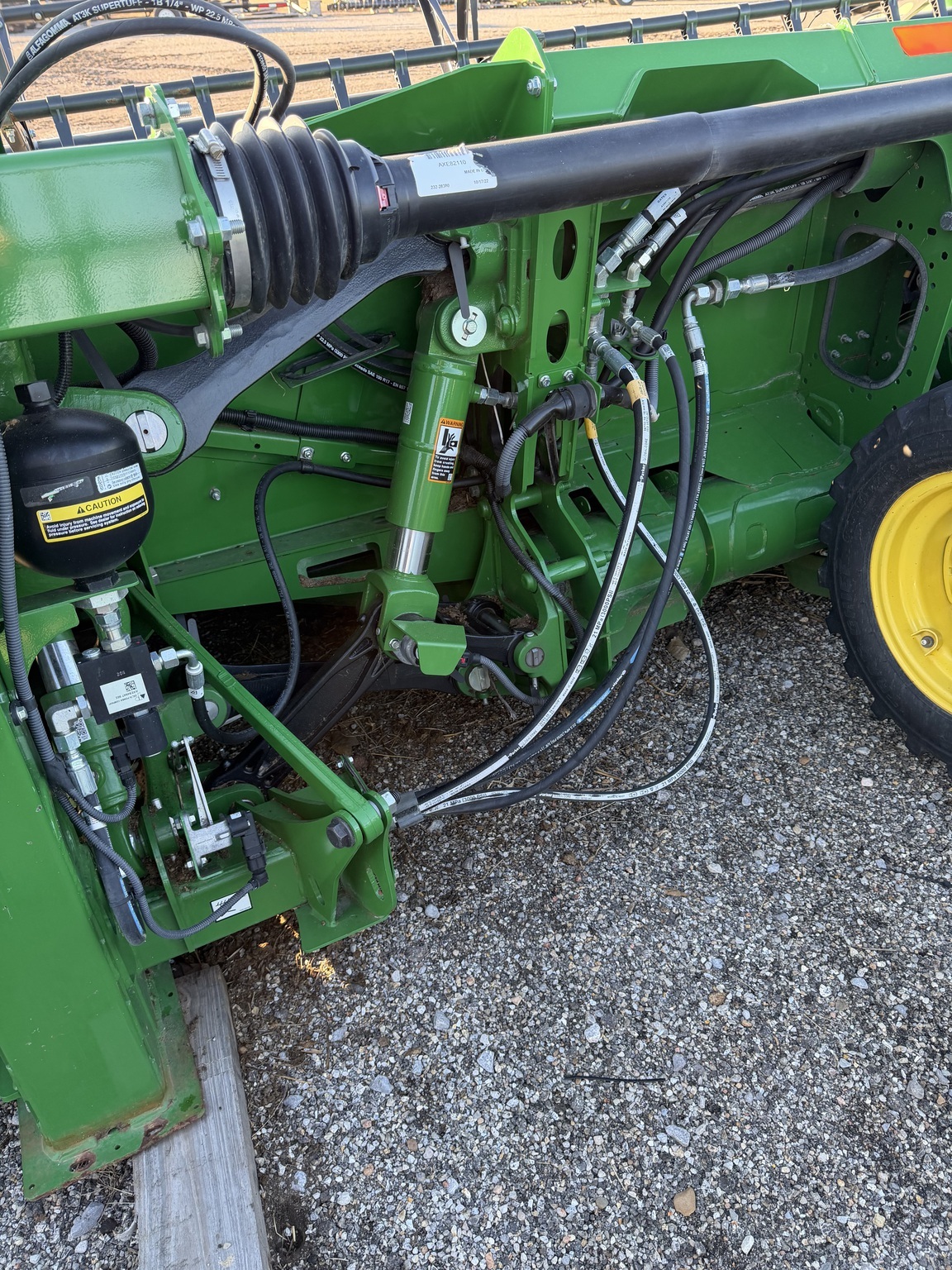 2023 John Deere HD35F Platform