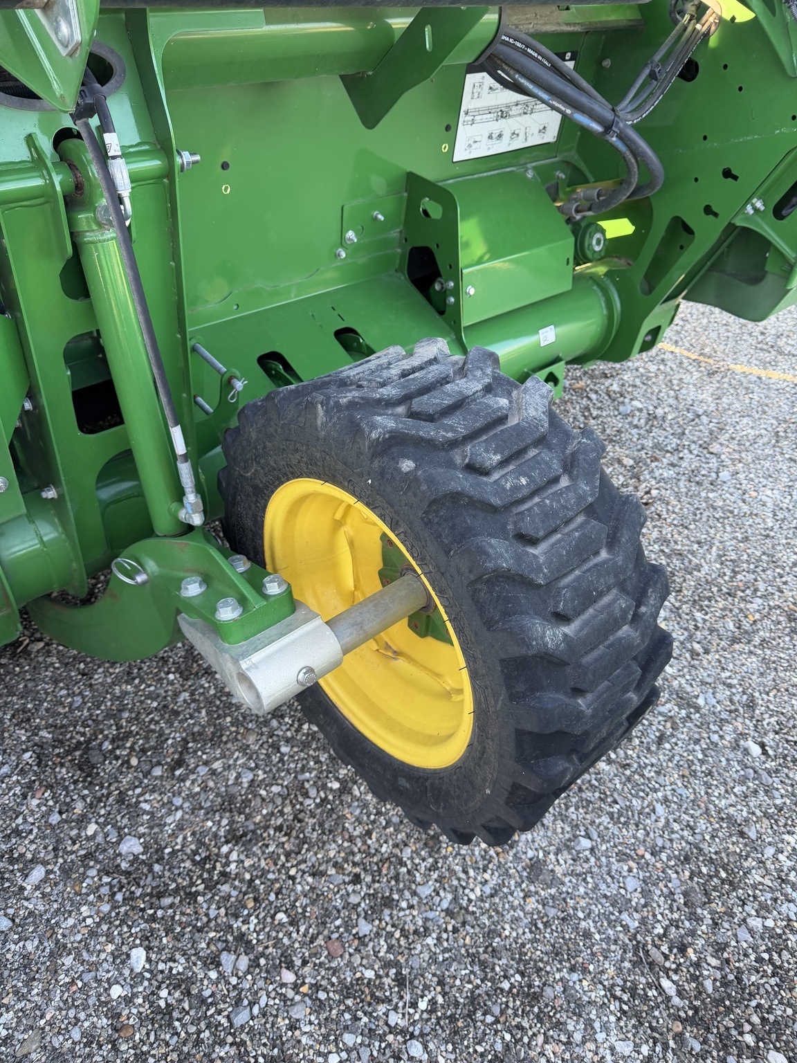 2023 John Deere HD35F Platform
