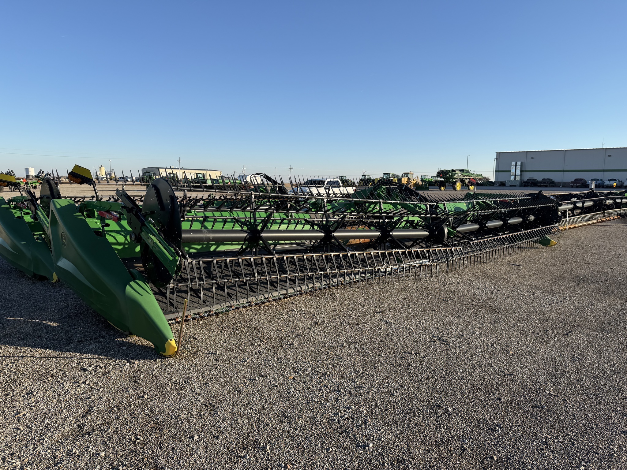 2023 John Deere HD35F Platform