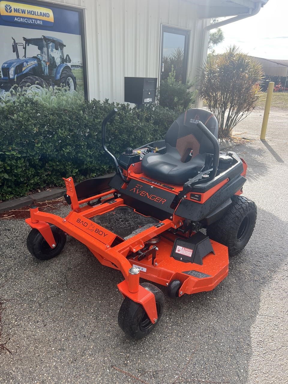 2026 Bad Boy ZT AVENGER 5400 Lawn Mower