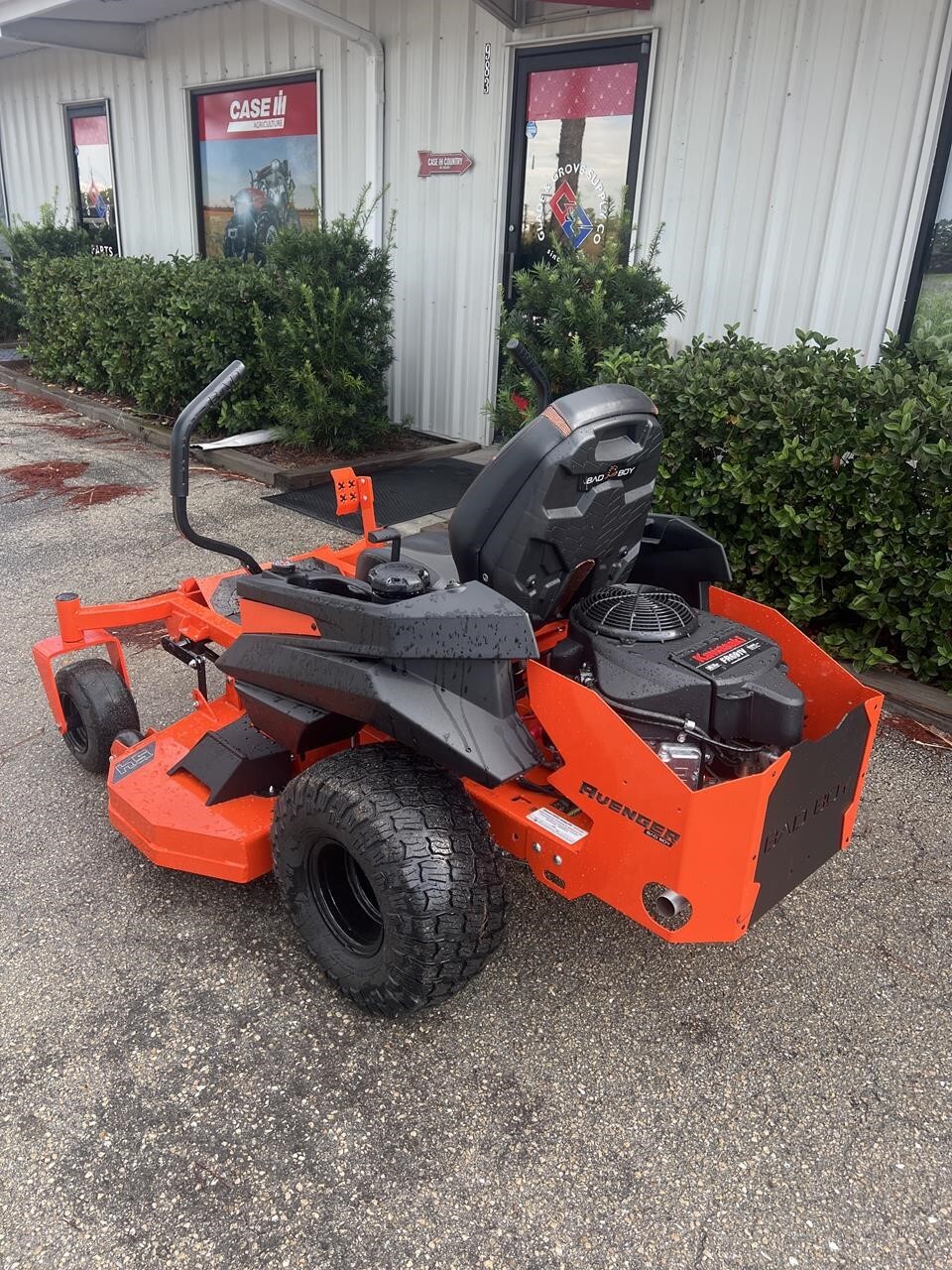 2026 Bad Boy ZT AVENGER 5400 Lawn Mower