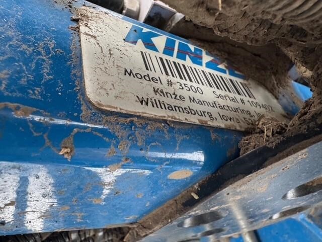 2018 Kinze 3500 Planter