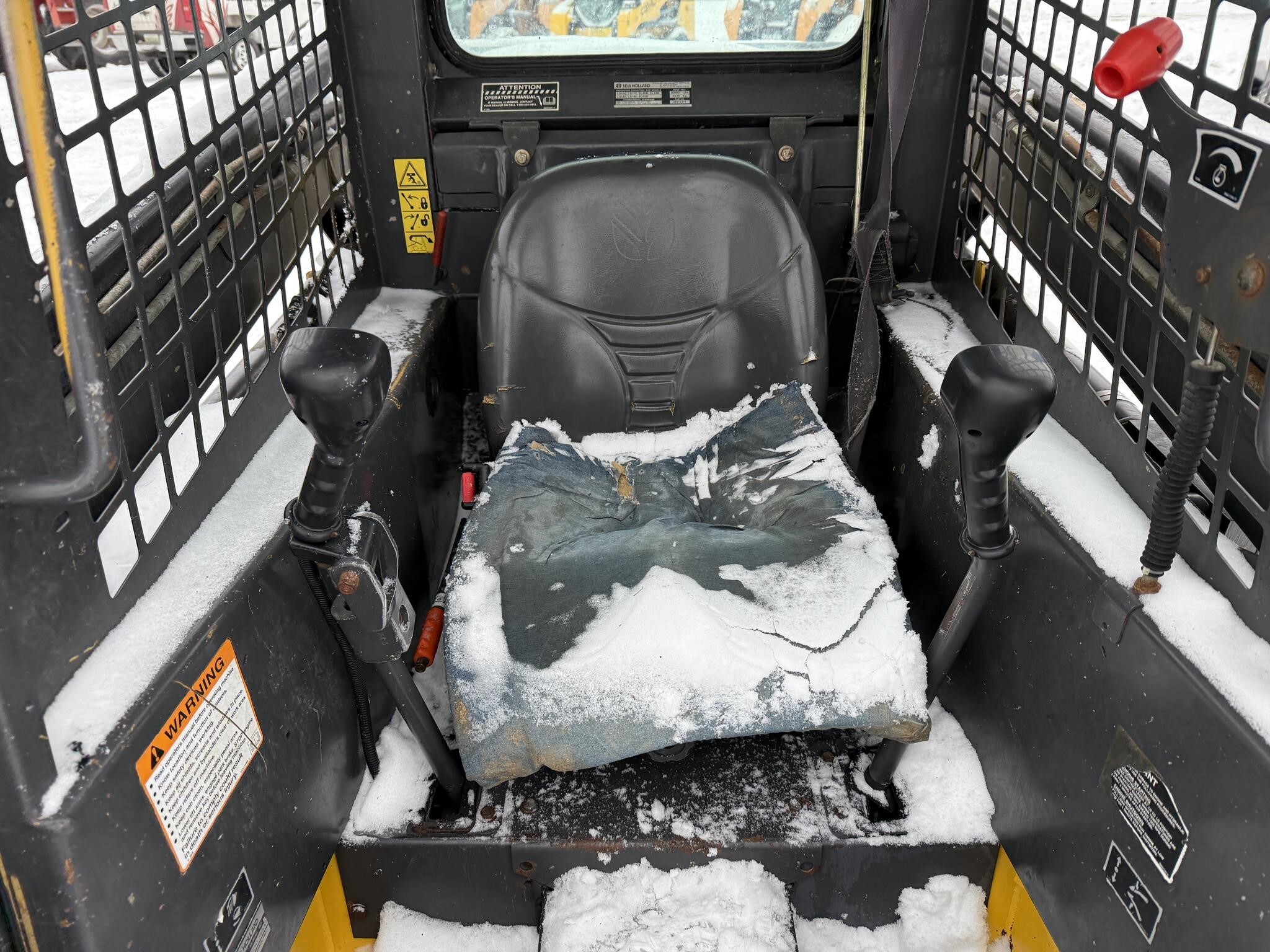  New Holland LS160 Skid Steer