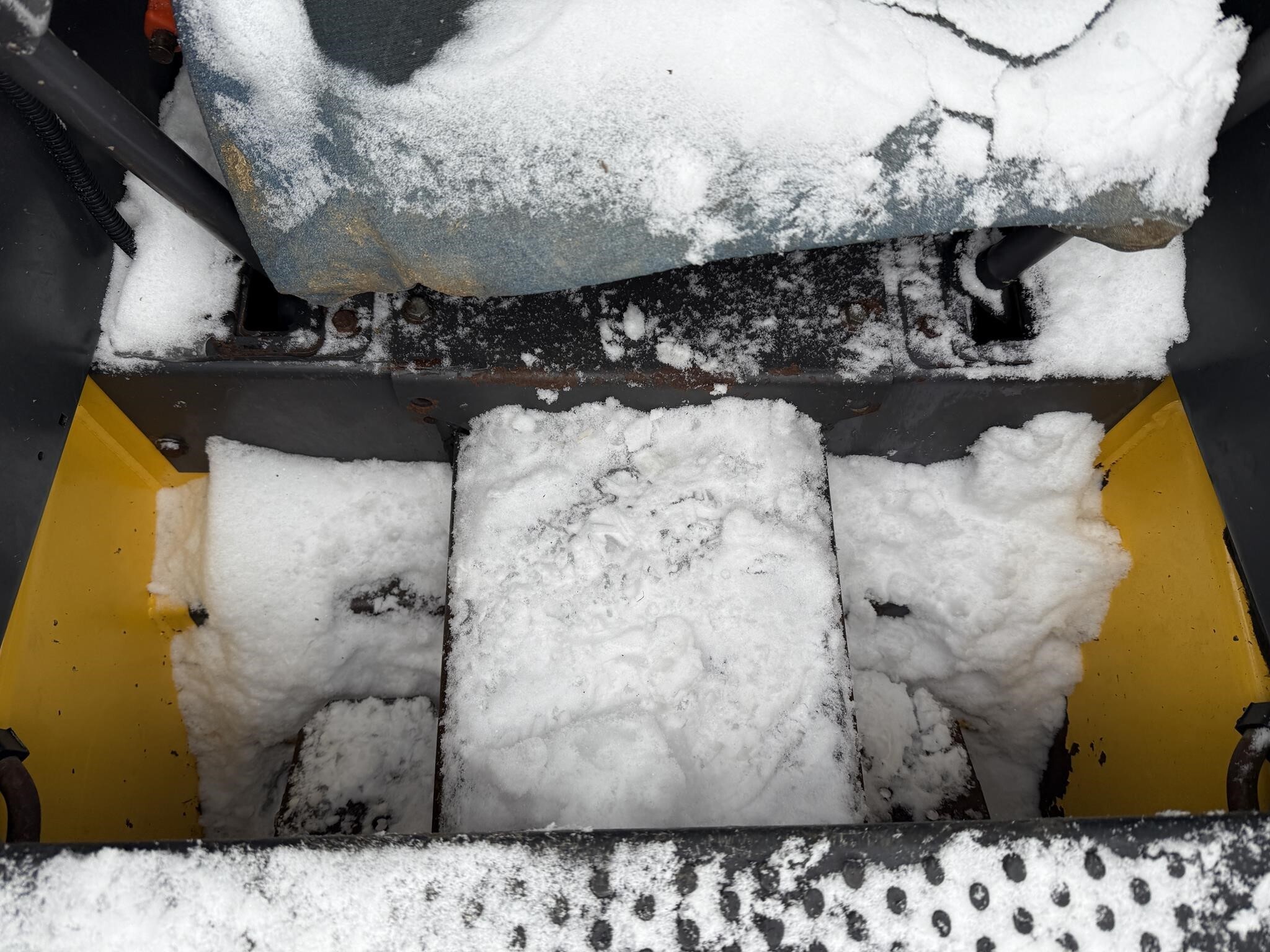  New Holland LS160 Skid Steer