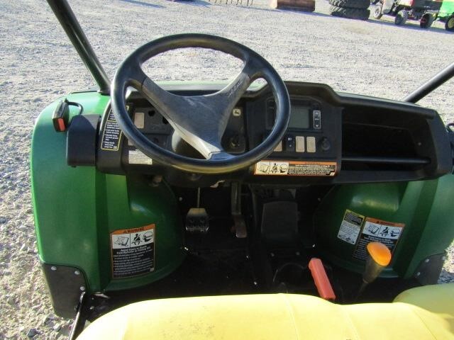  John Deere Gator XUV 825I ATVs and Utility Vehicle