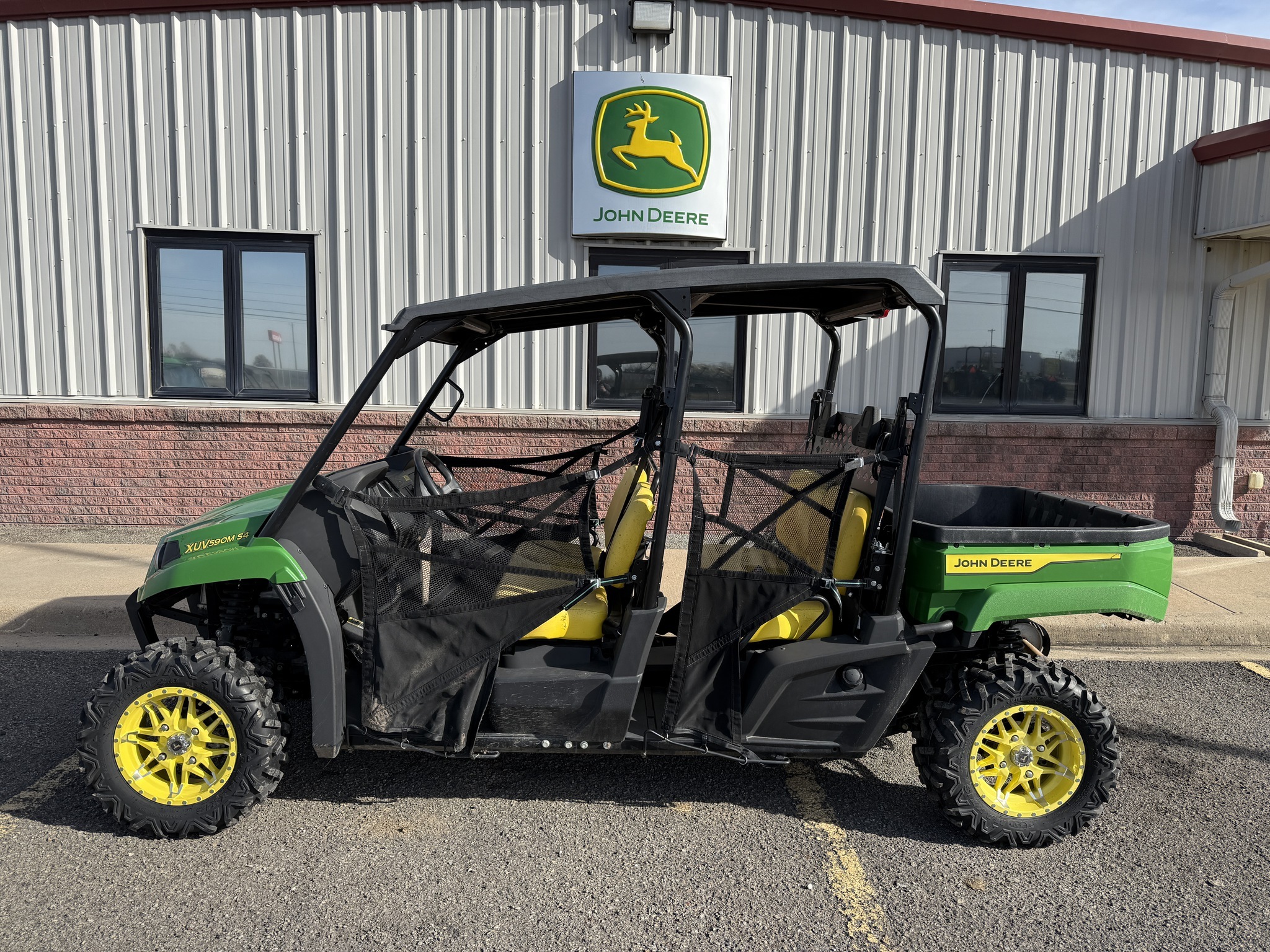 2022 John Deere 590M S4 ATVs and Utility Vehicle