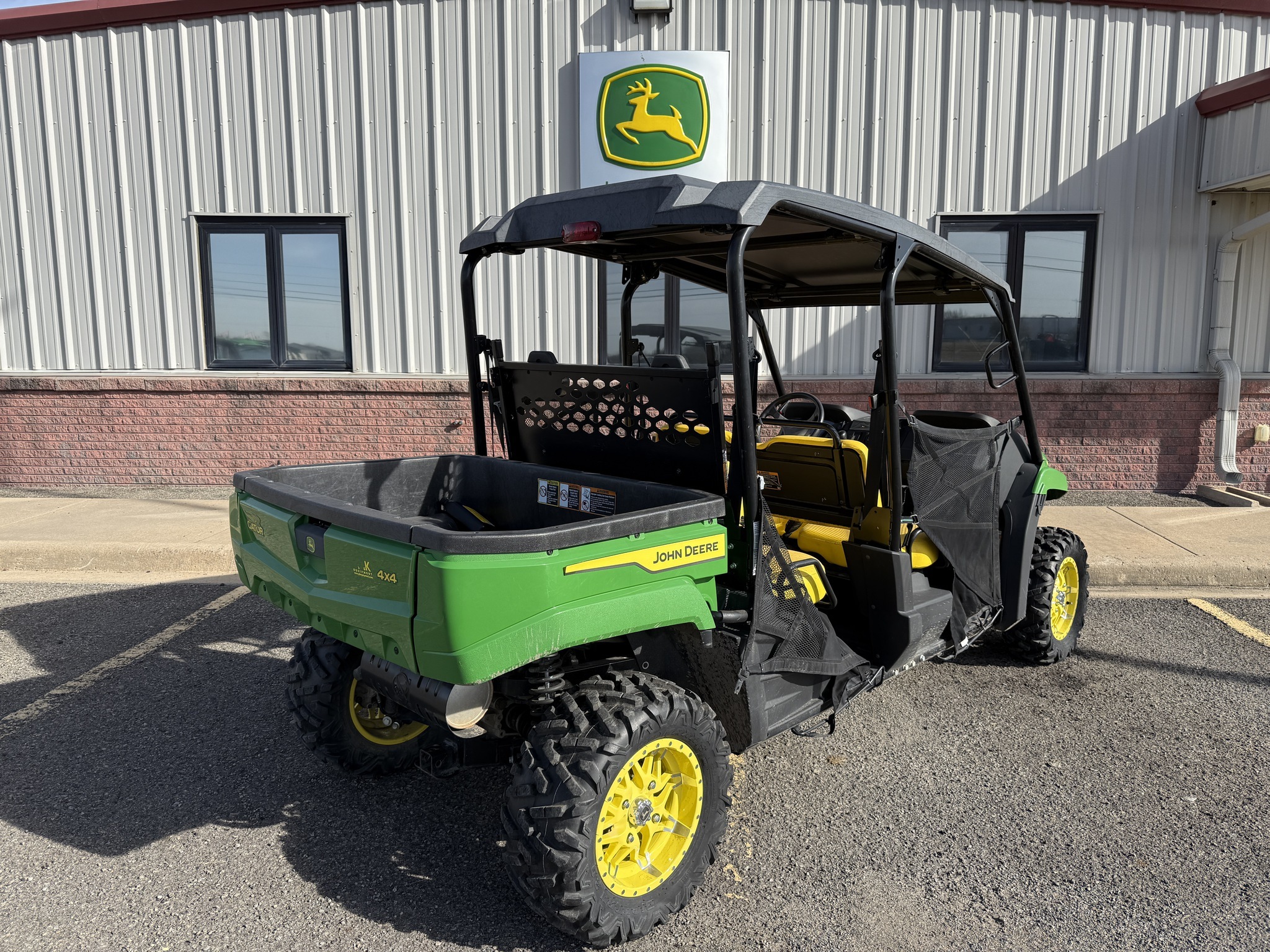 2022 John Deere 590M S4 ATVs and Utility Vehicle
