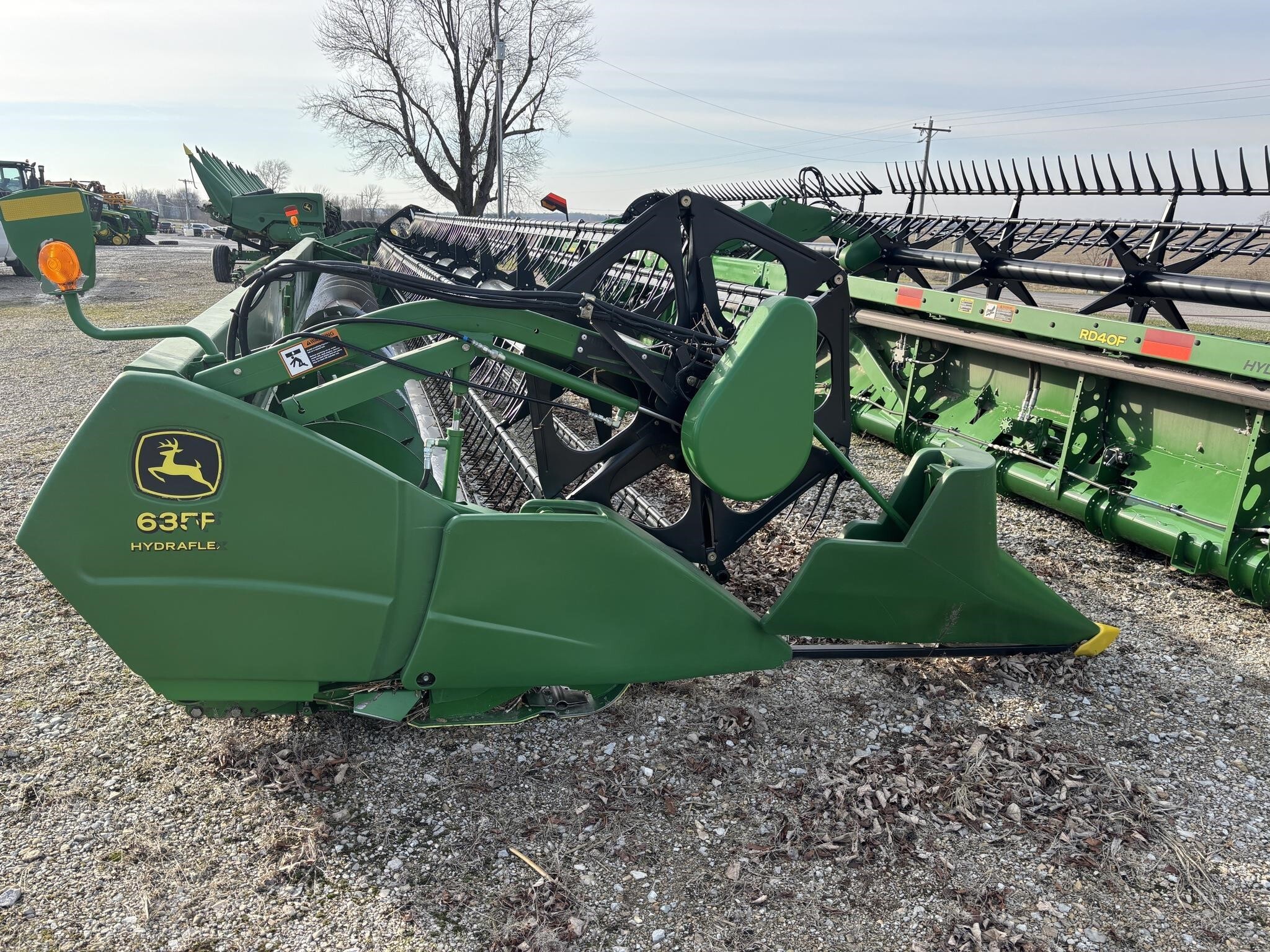 2006 John Deere 635F Platform