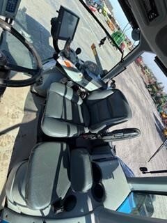 2014 New Holland T8.380 Tractor