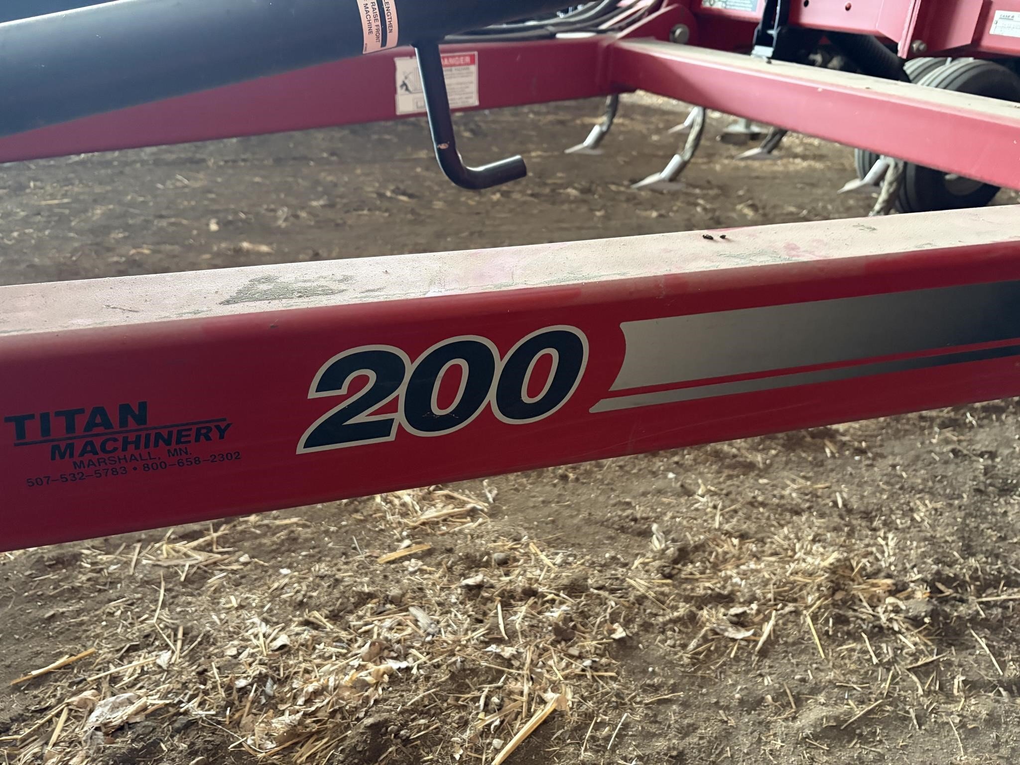 2008 Case IH Tigermate II Field Cultivator