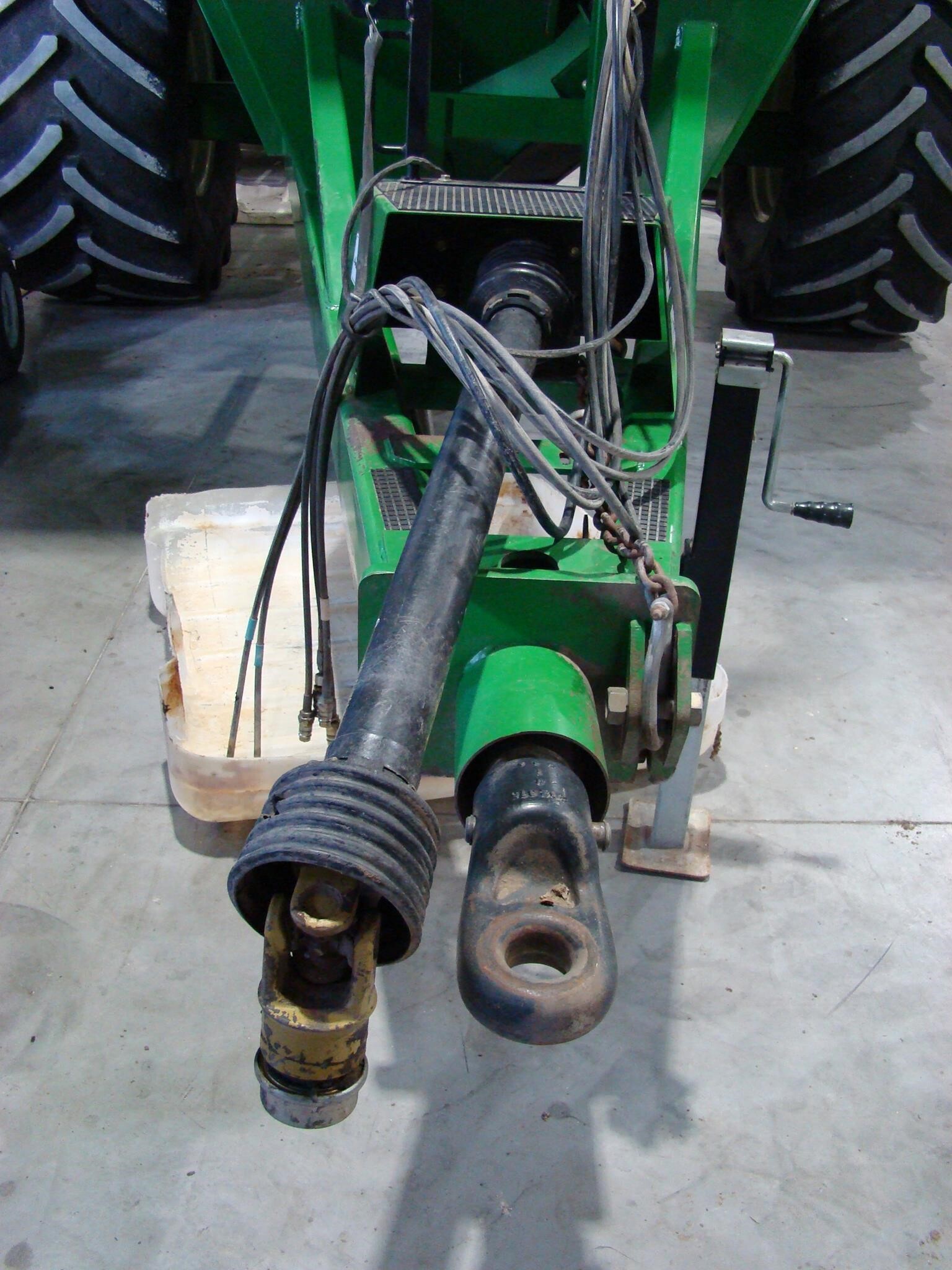2008 Brent 1082 Grain Cart