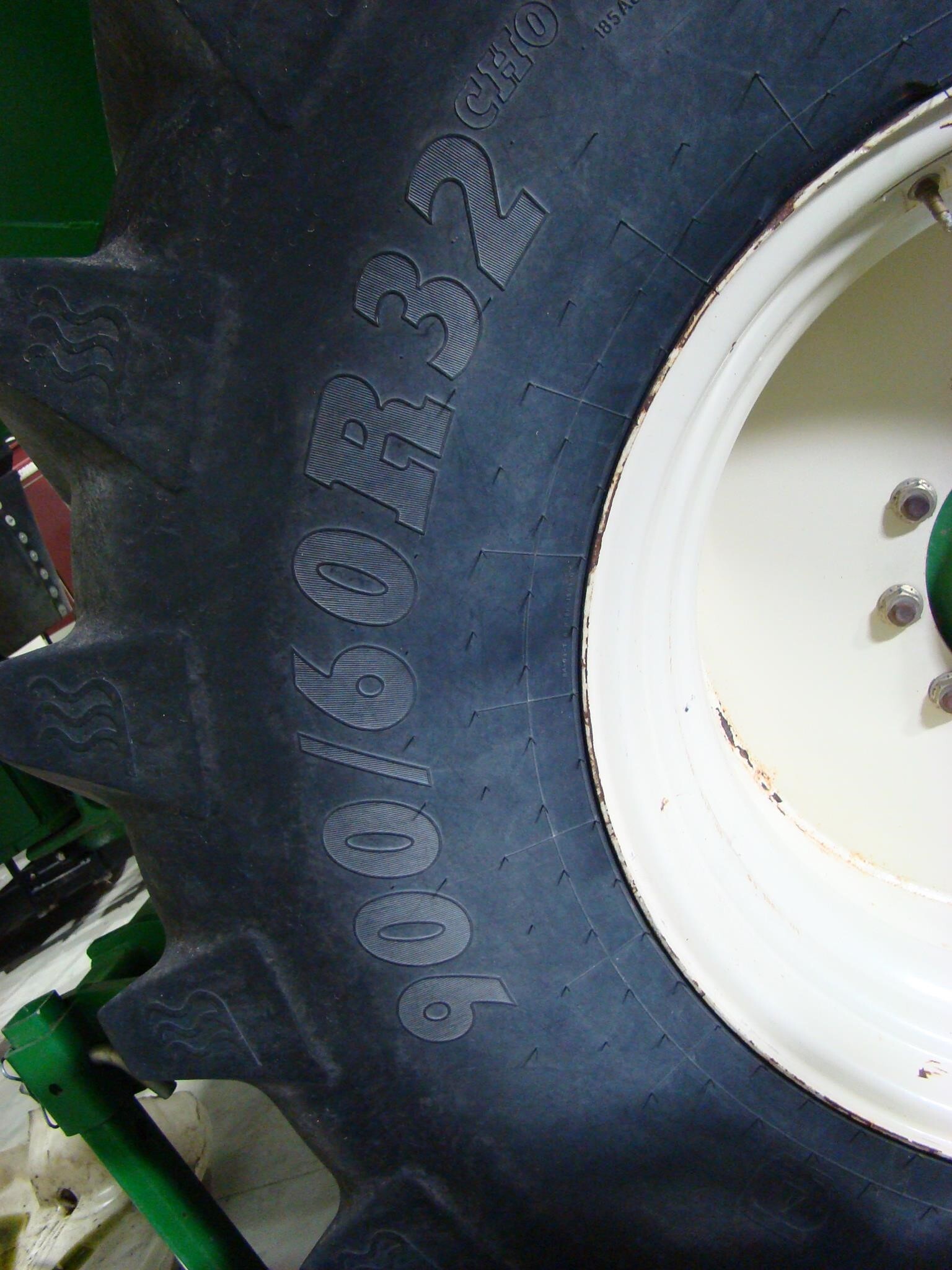 2008 Brent 1082 Grain Cart