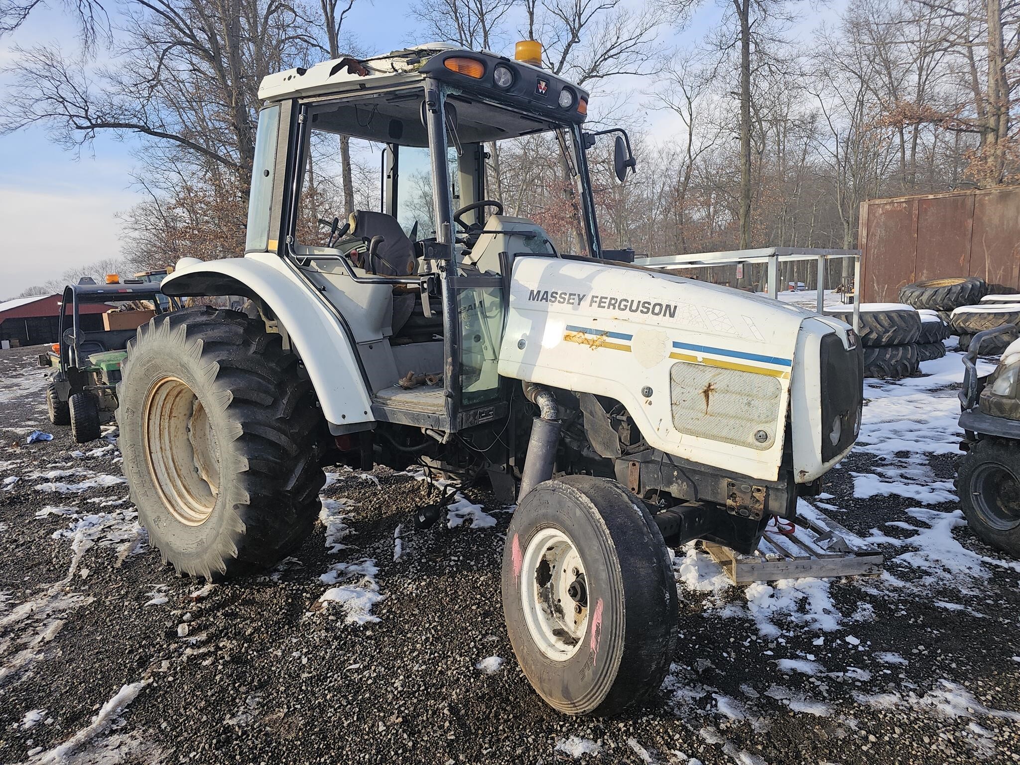 2007 Massey Ferguson 5455 Tractor