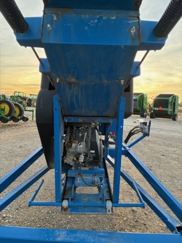 2023 Brandt 1547LP+ Augers and Conveyor