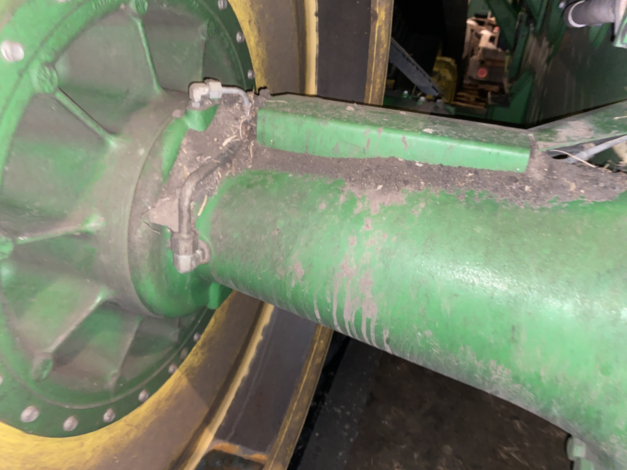 2014 John Deere 9560RT Tractor