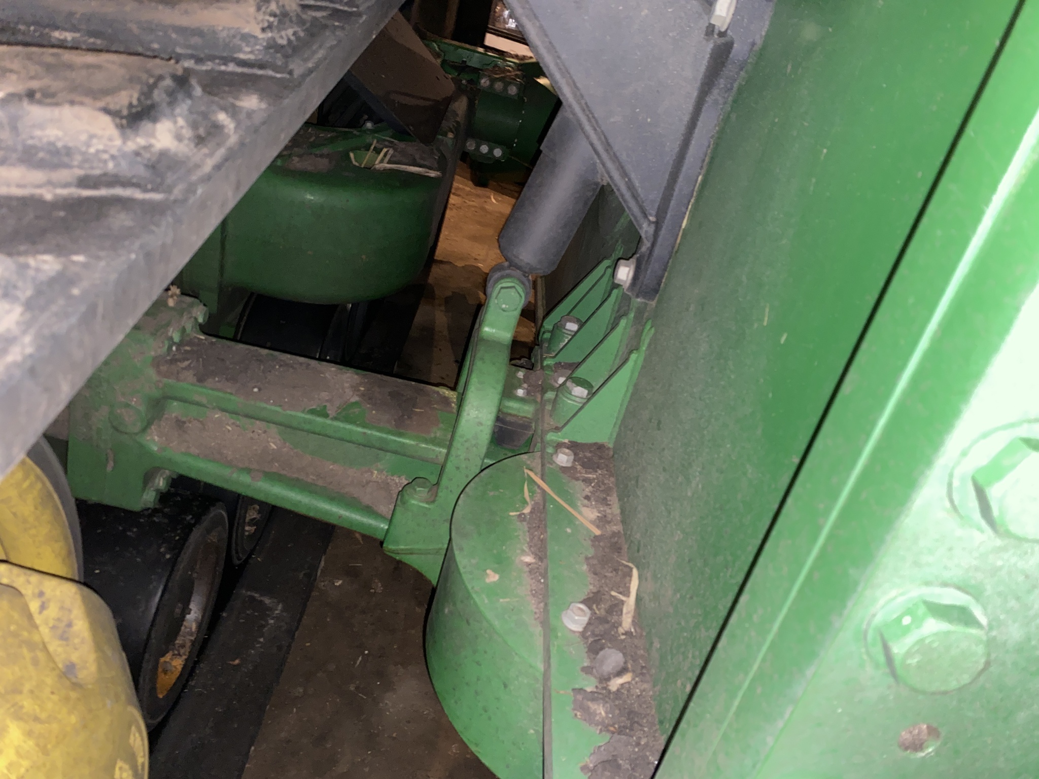 2014 John Deere 9560RT Tractor