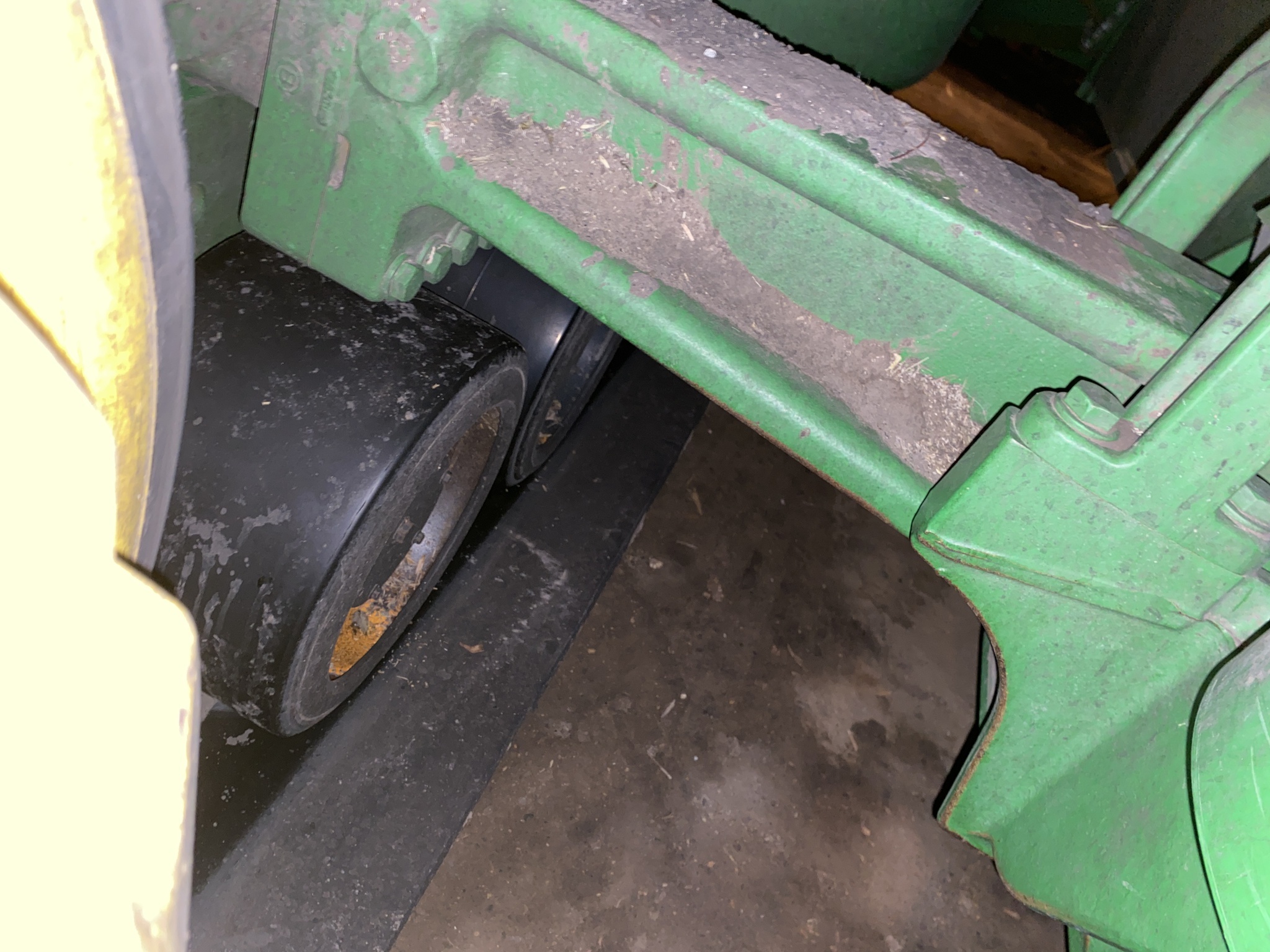 2014 John Deere 9560RT Tractor