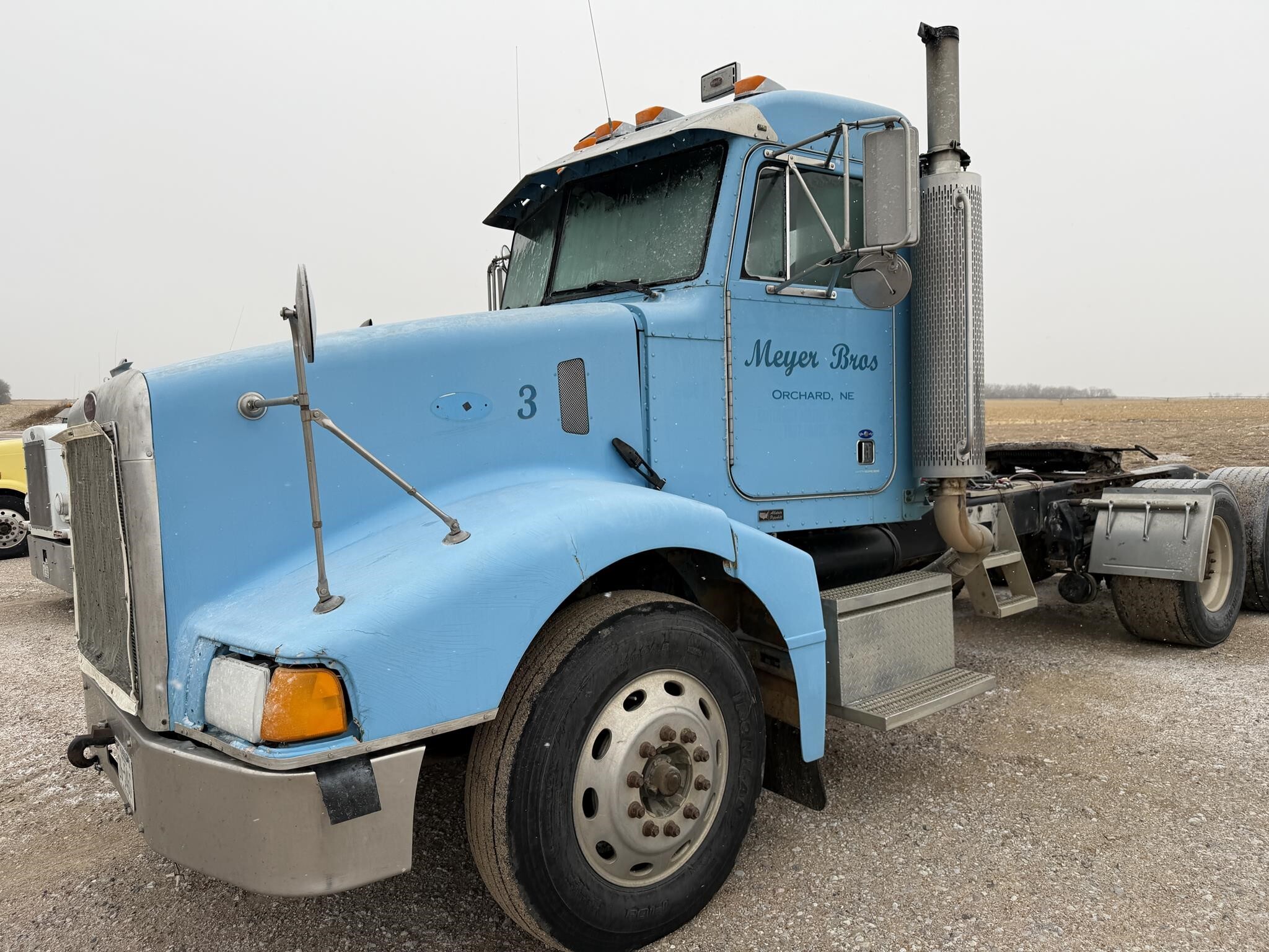 2004 Peterbilt 385 Dump Trucks/Trailer
