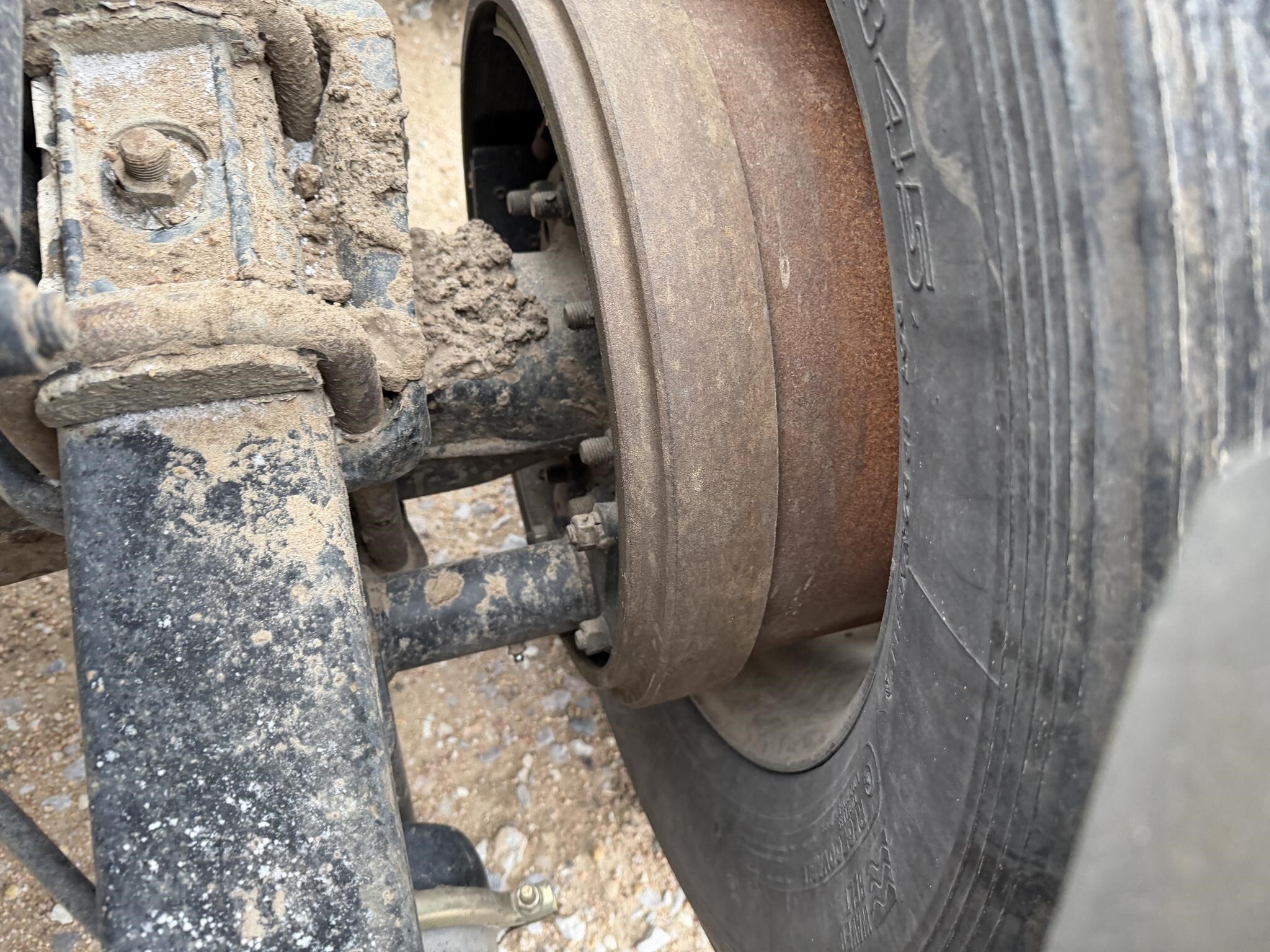 2004 Peterbilt 385 Dump Trucks/Trailer