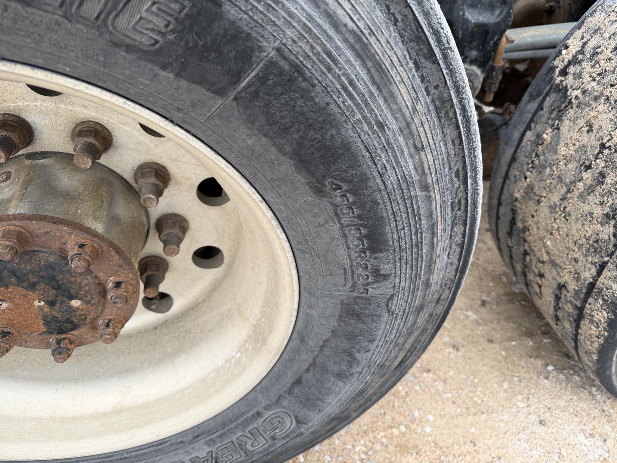 2004 Peterbilt 385 Dump Trucks/Trailer