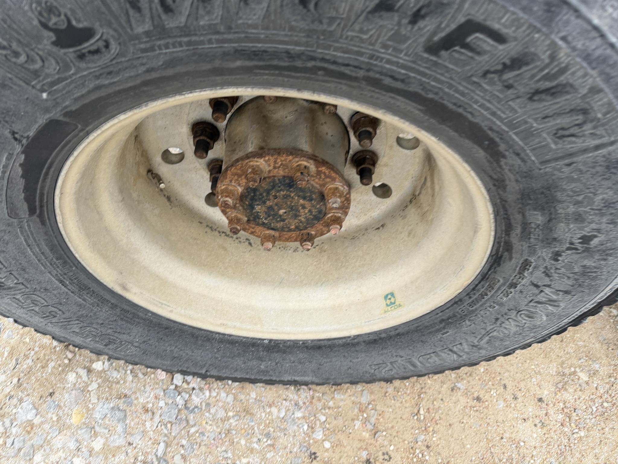 2004 Peterbilt 385 Dump Trucks/Trailer