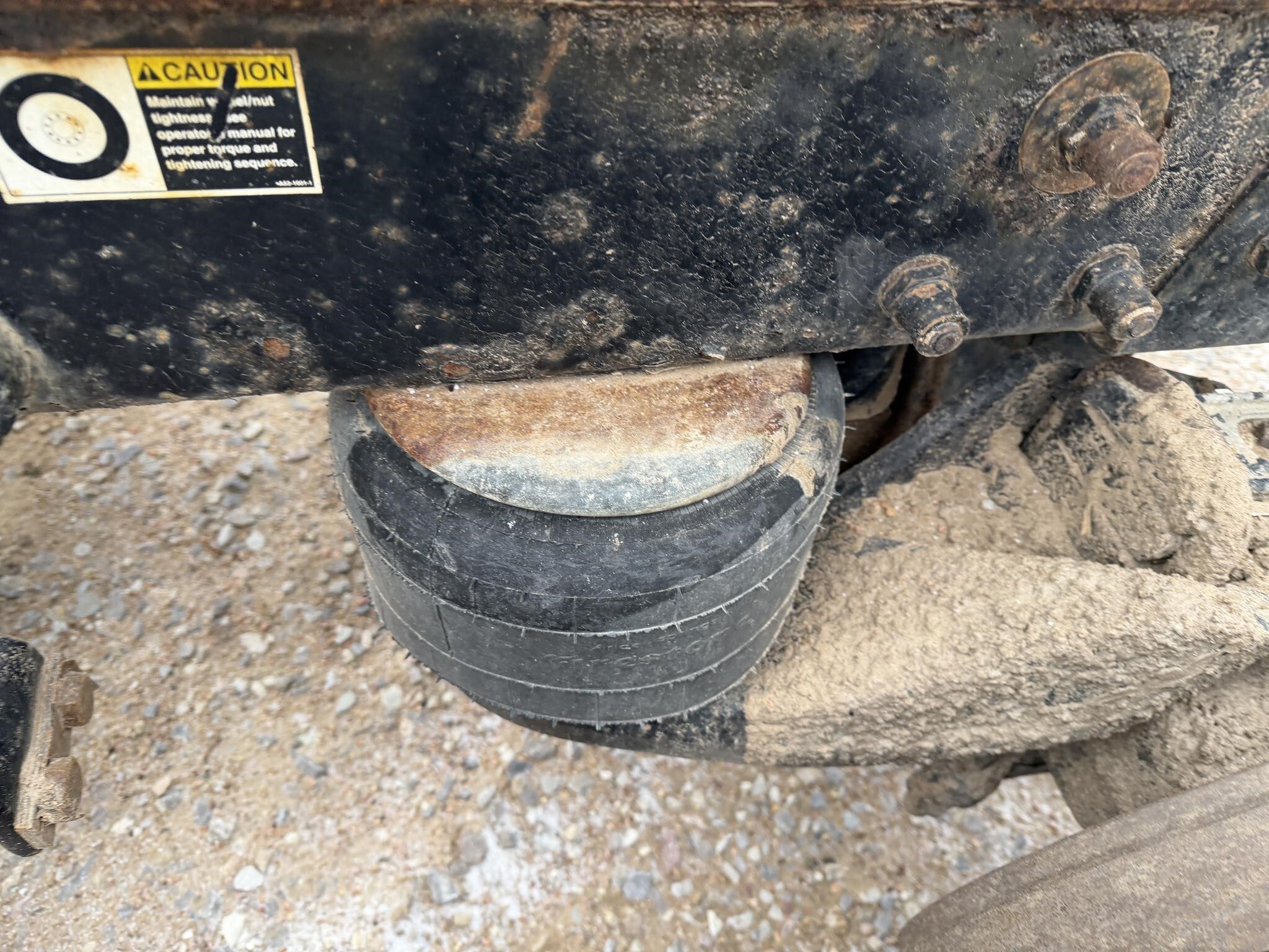 2004 Peterbilt 385 Dump Trucks/Trailer