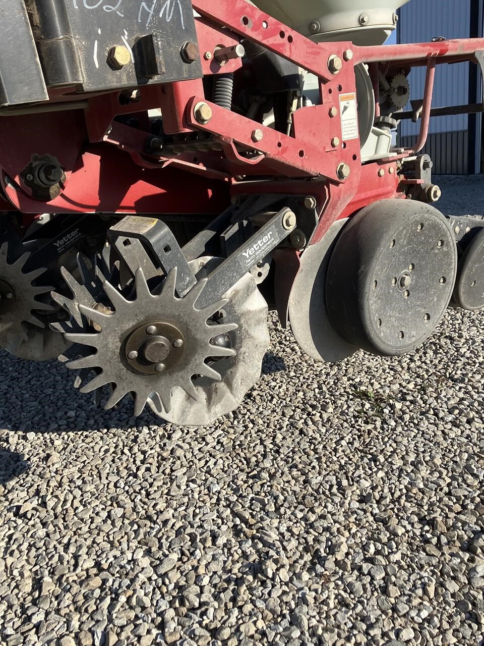 2004 White 8222 Planter