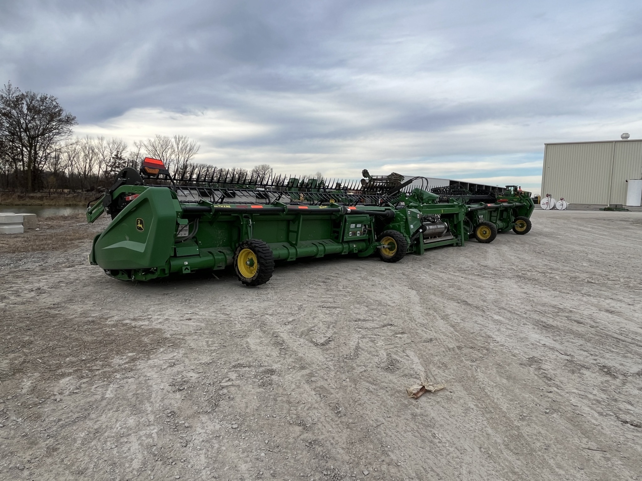 2022 John Deere HD50F Platform