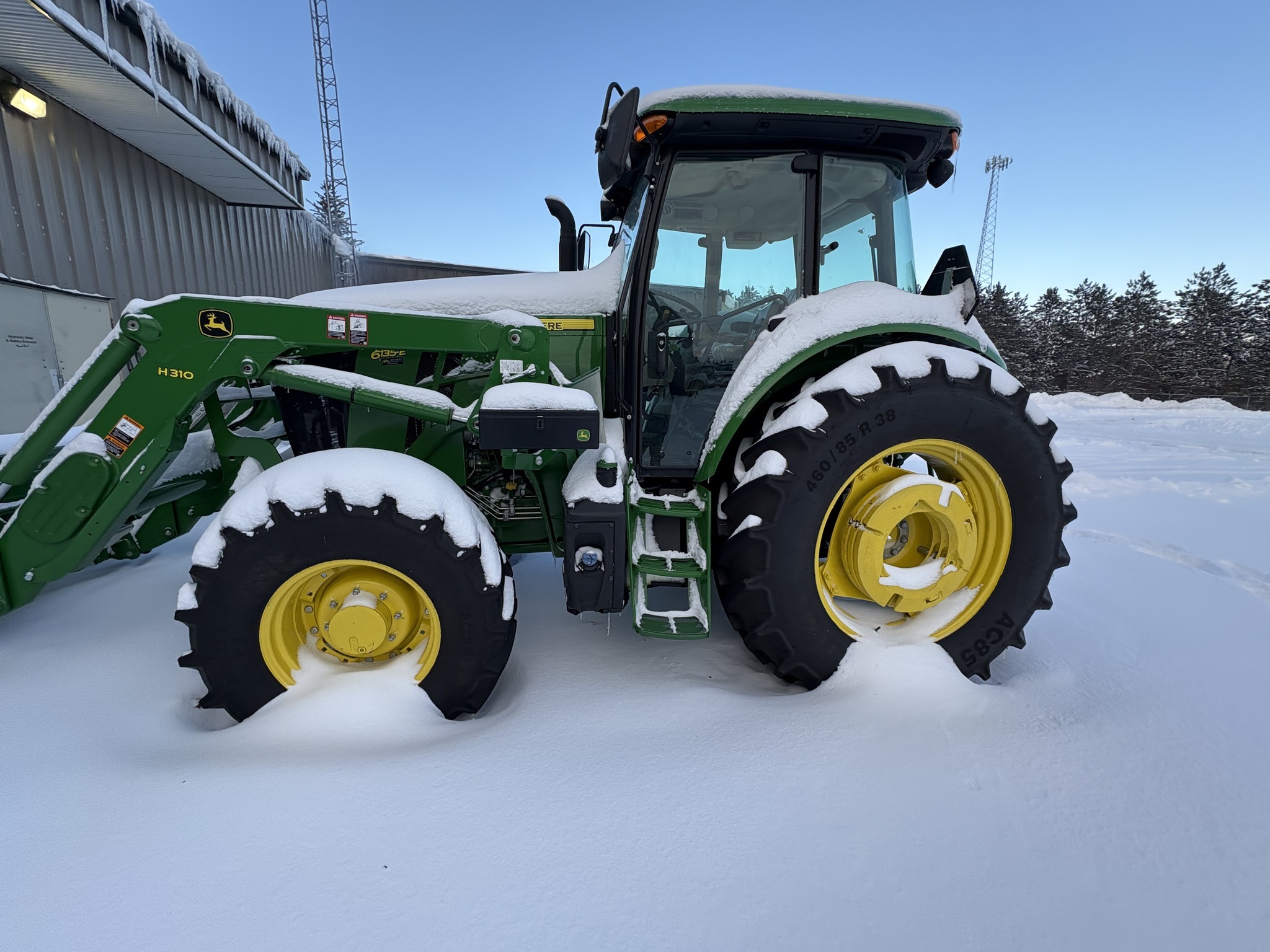 2020 John Deere 6135E Tractor