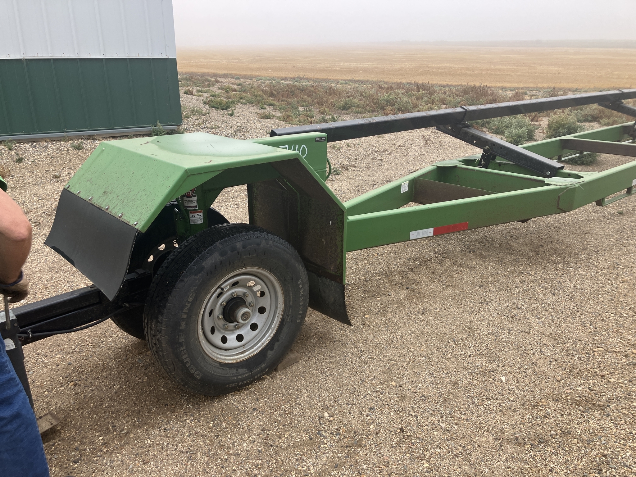 2018 J&M 740 Grain Cart