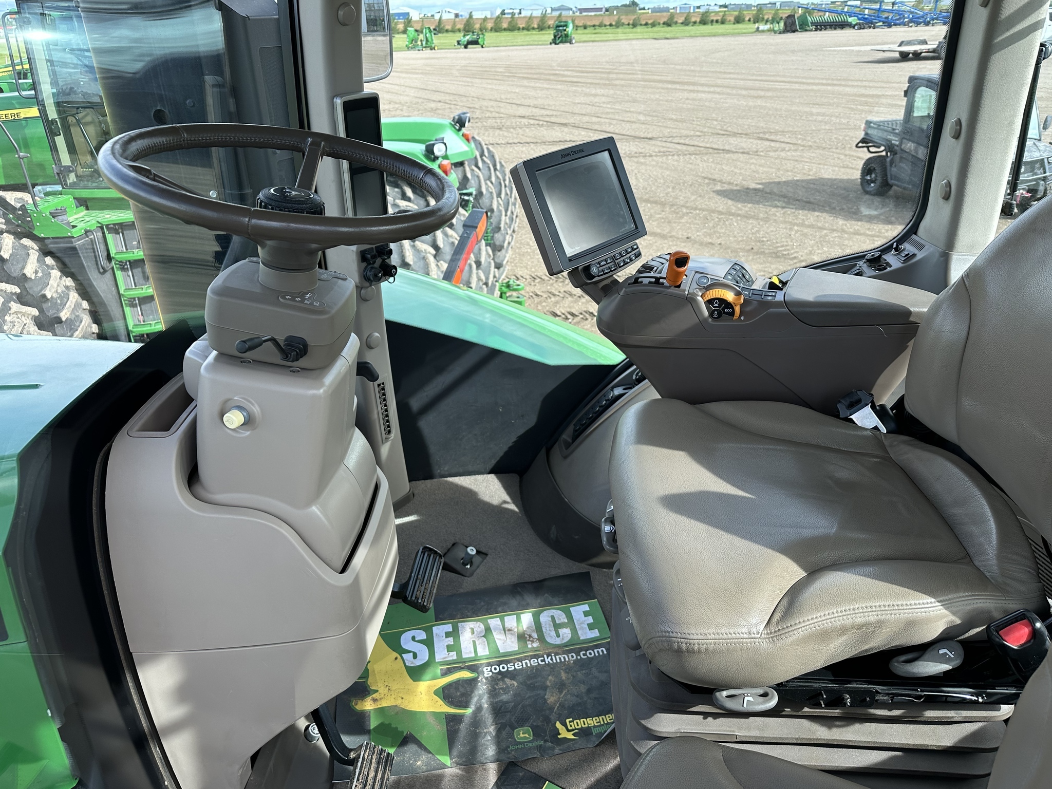 2015 John Deere 9620R Tractor