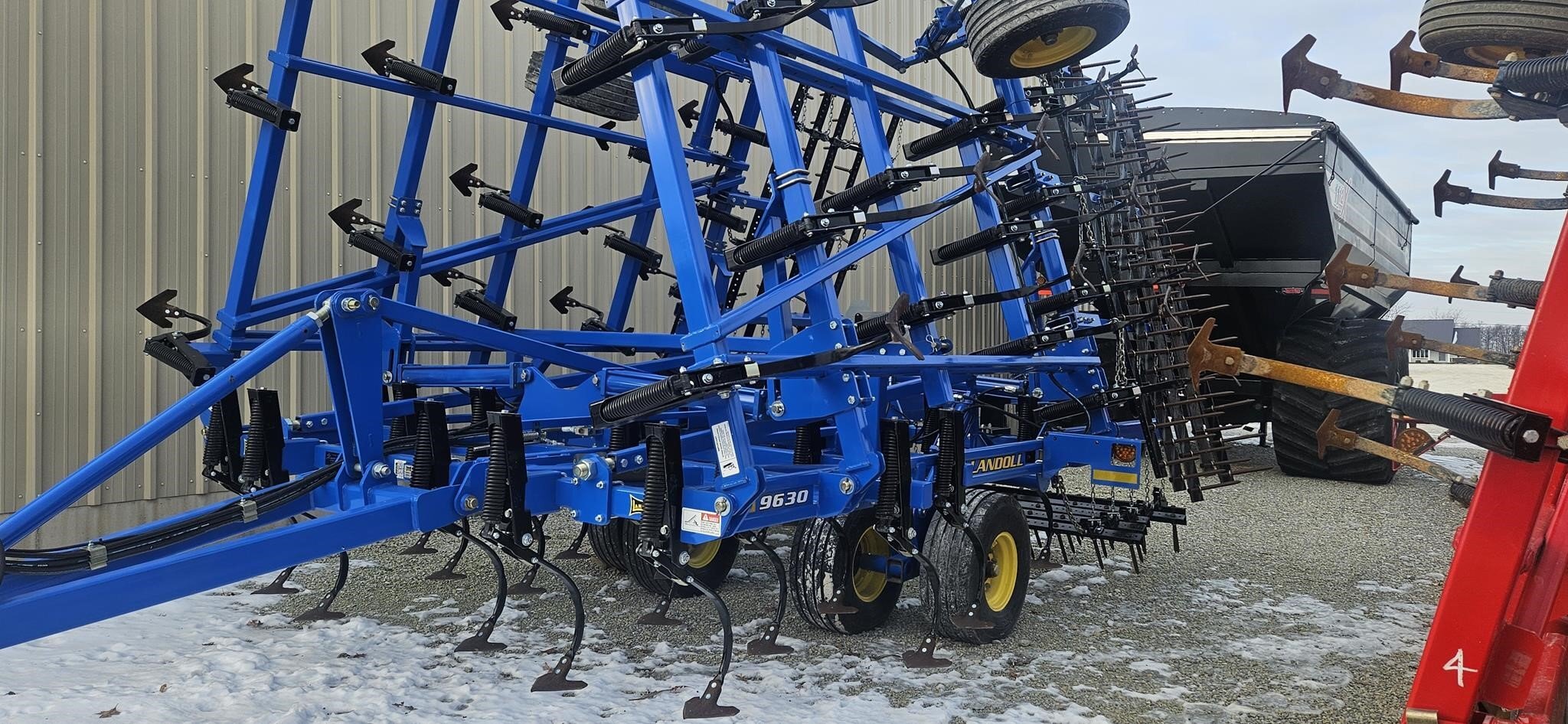 2024 Landoll 9630-28 Field Cultivator
