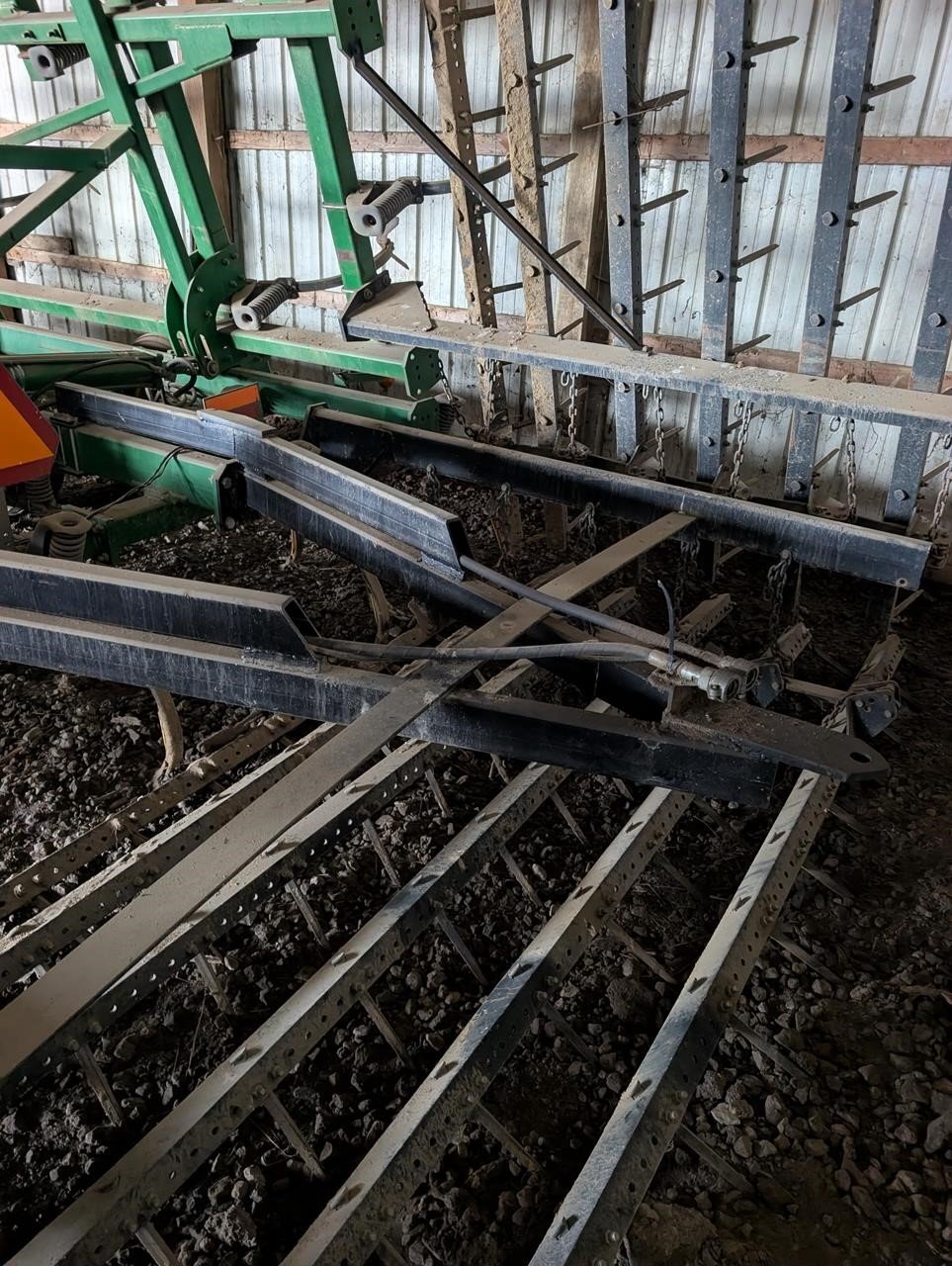  John Deere 2310 Soil Finisher