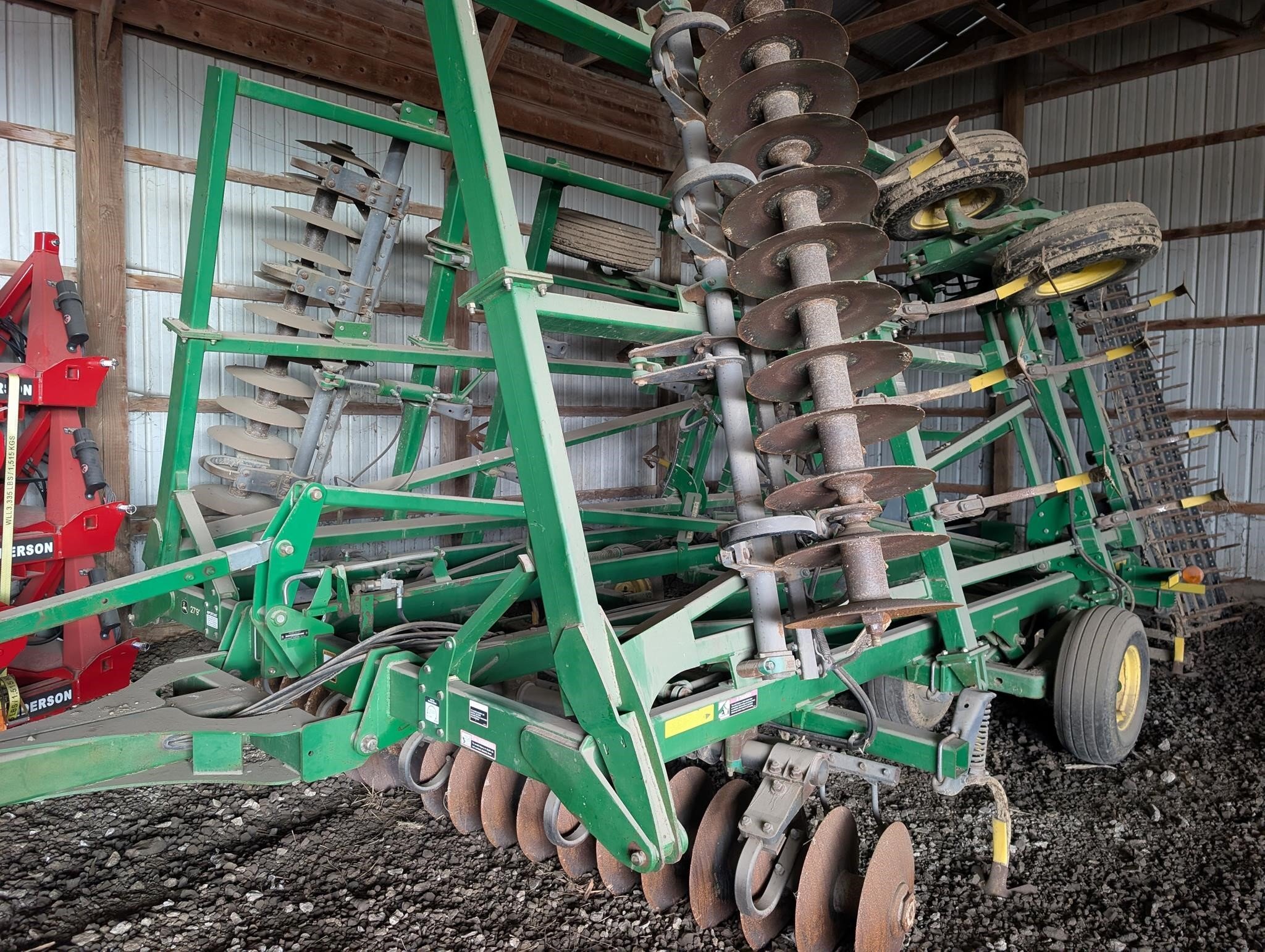  John Deere 2310 Soil Finisher