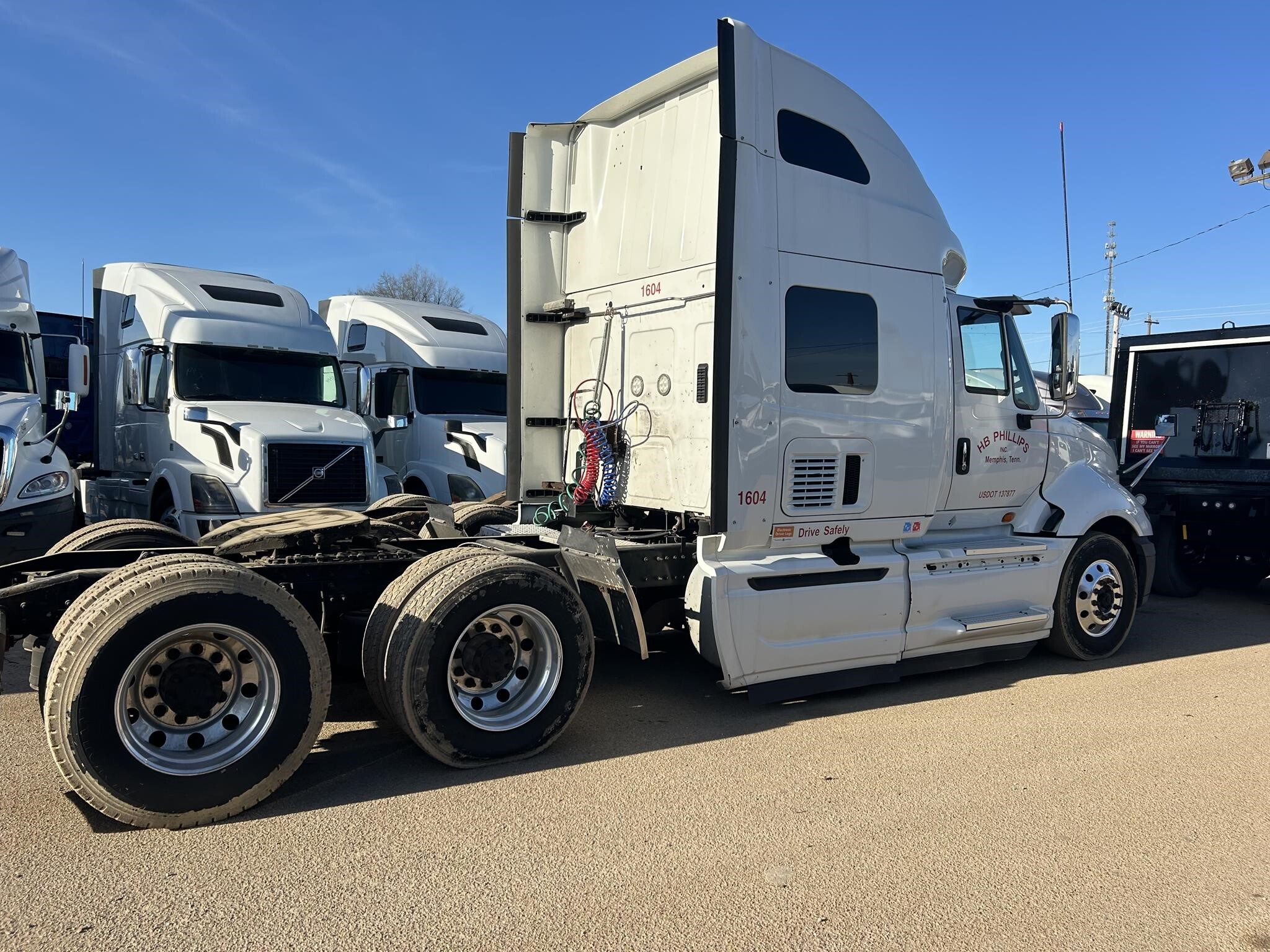 2016 International ProStar Semi Trucks/Trailer