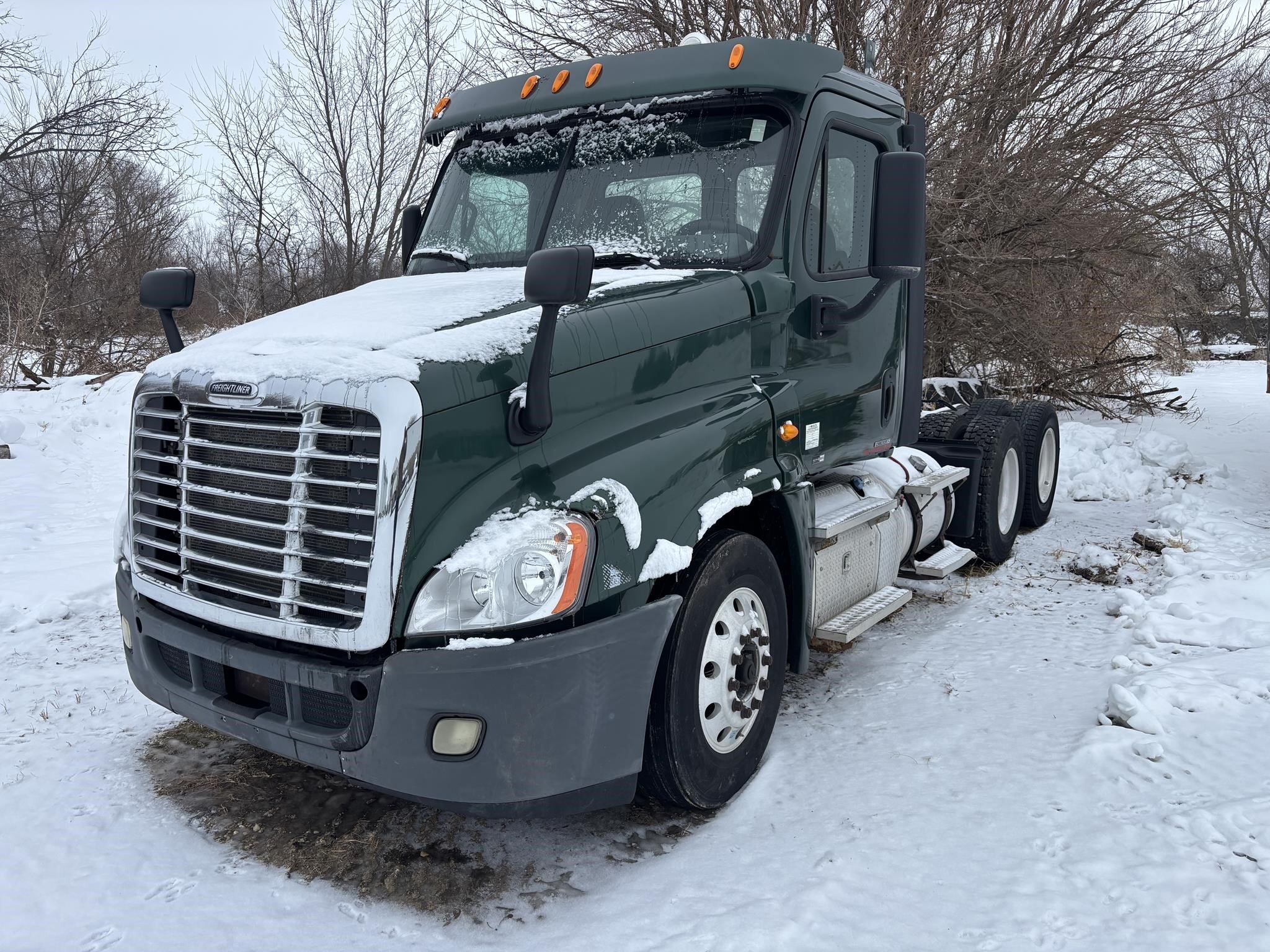 2012 Freightliner Cascadia 125 Semi Trucks/Trailer