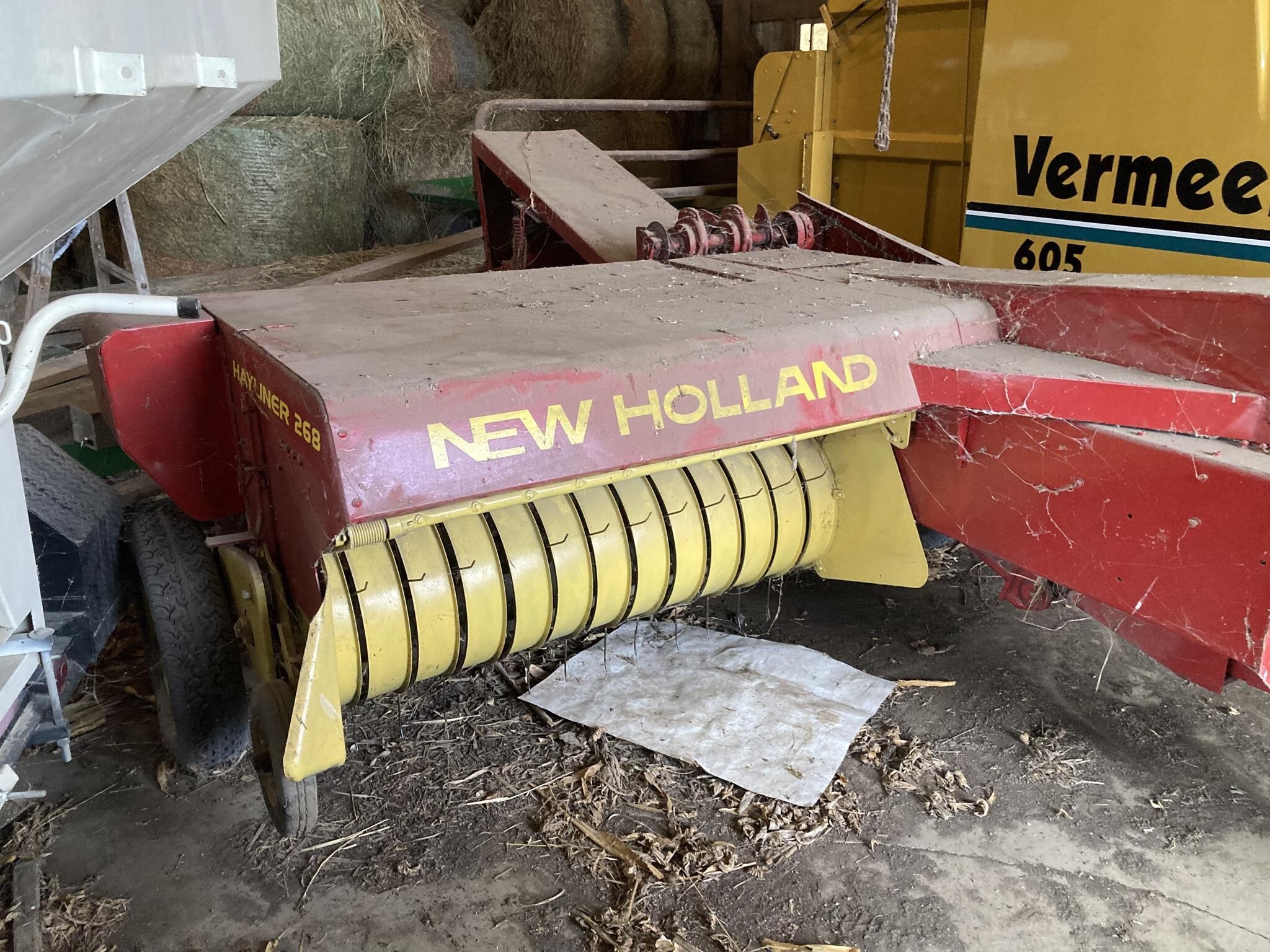  New Holland Hayliner 268 Small Square Baler