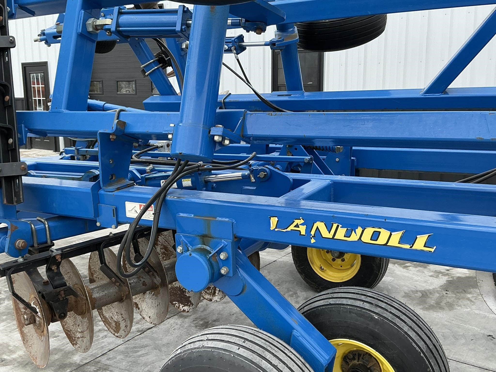 2013 Landoll 6230-23 Disk