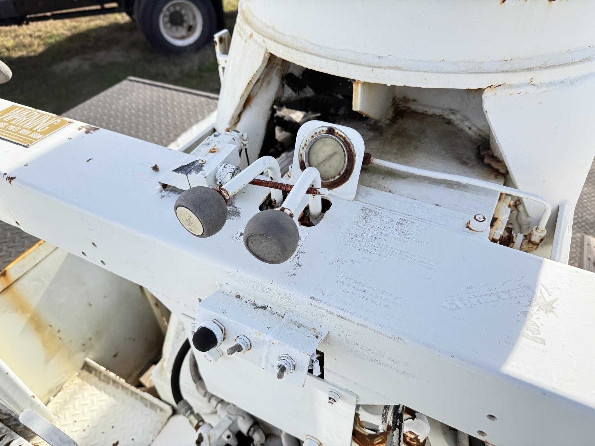 1984 Captain 1000 Crane