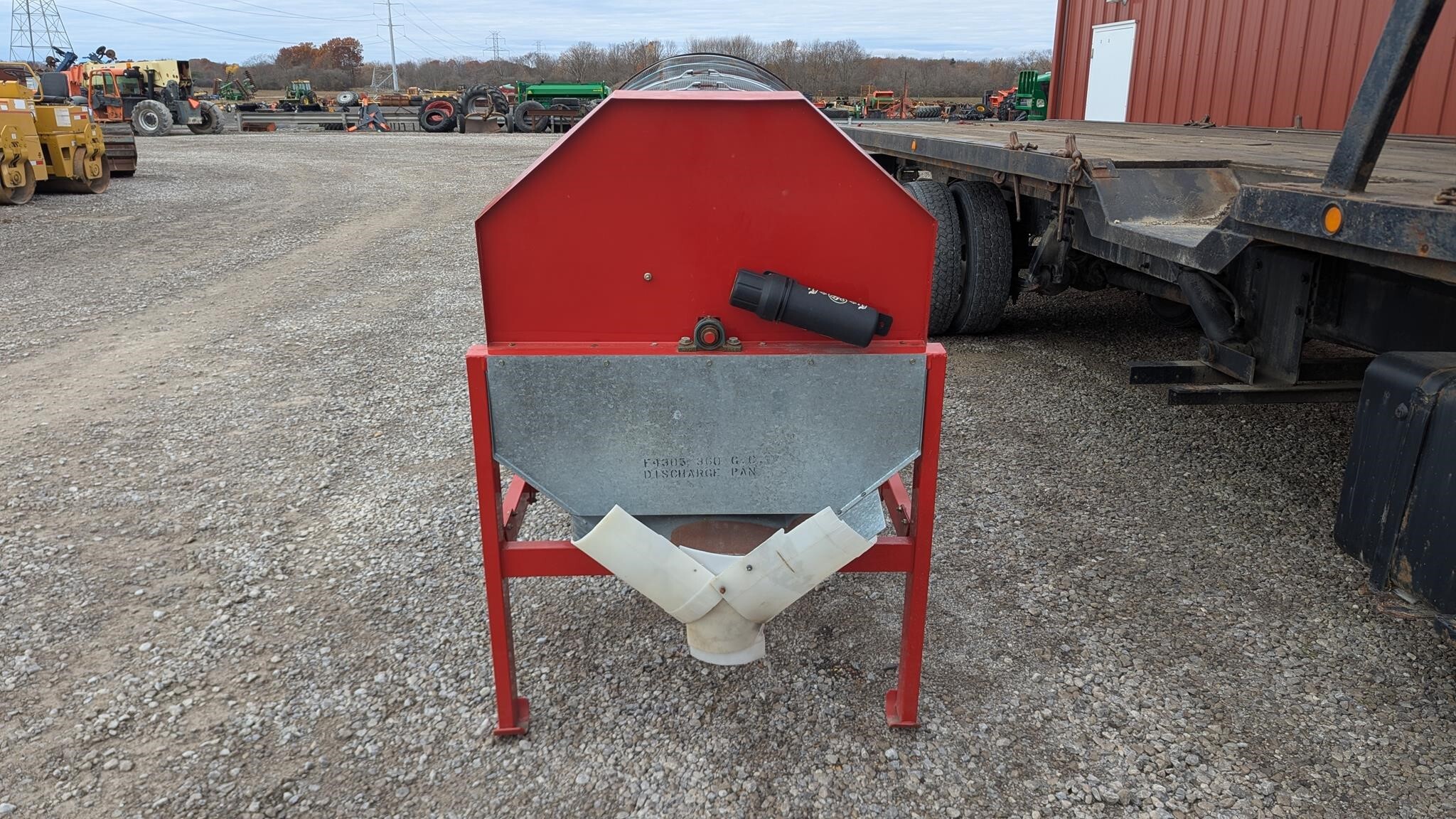  Buhler Farm King Y360 Grain Vac